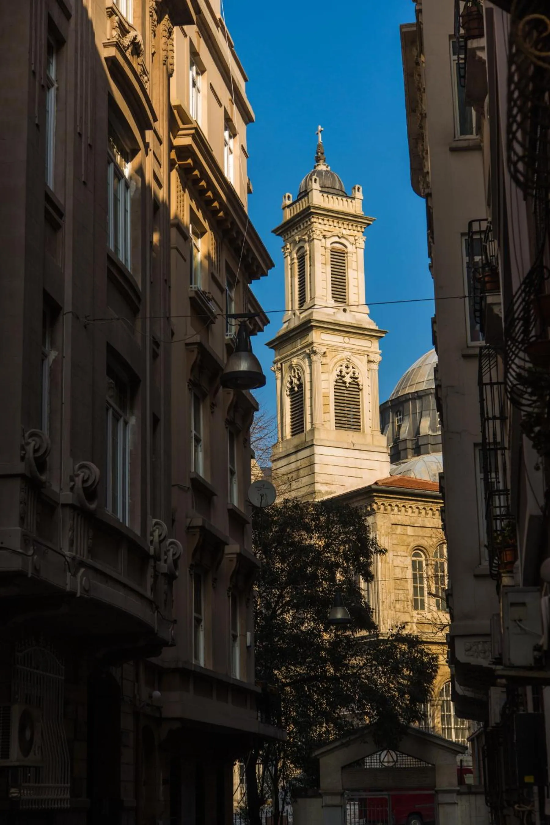 Area and facilities in The House of Tulpan