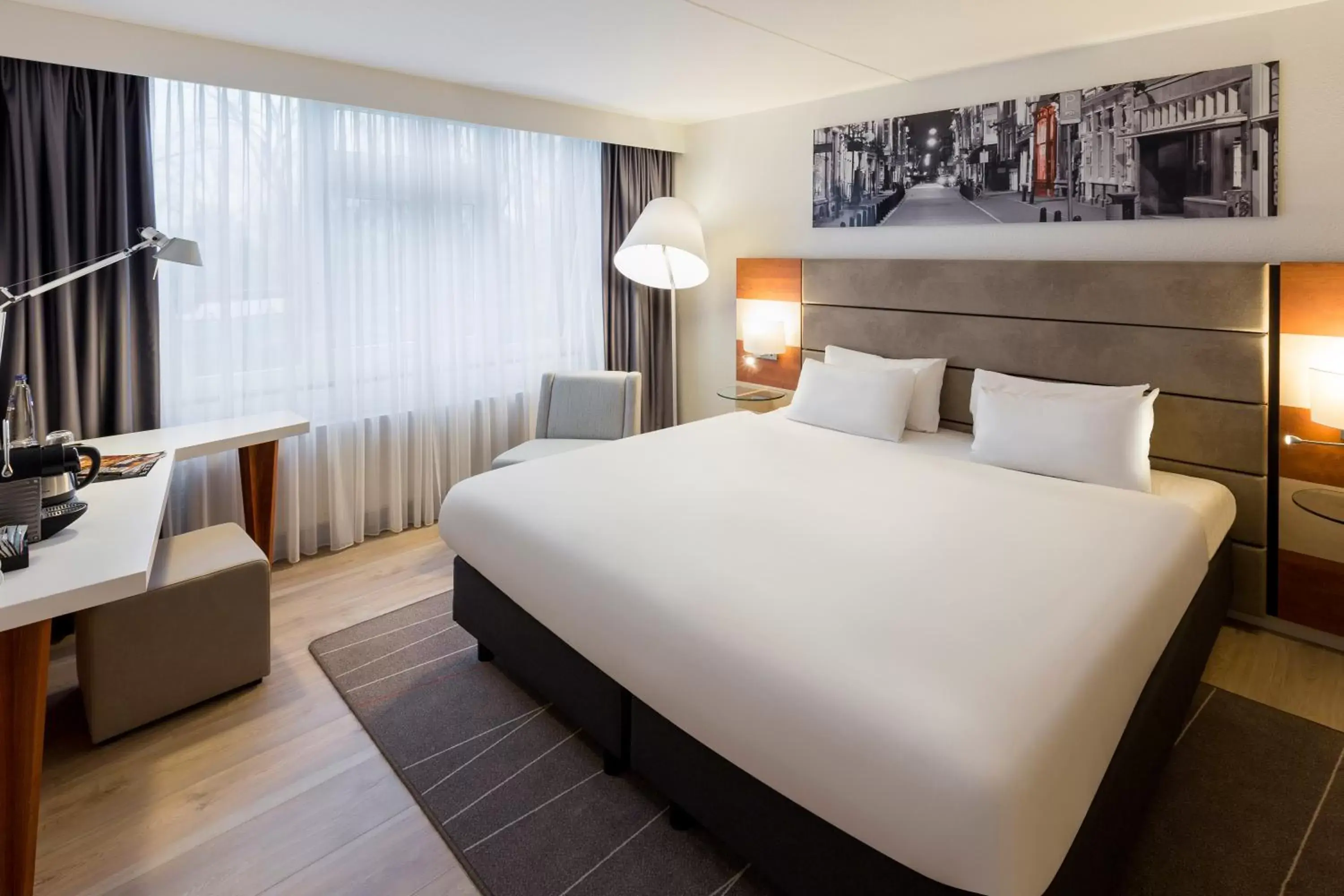 Privilege Double Room in Mercure Hotel Amsterdam West