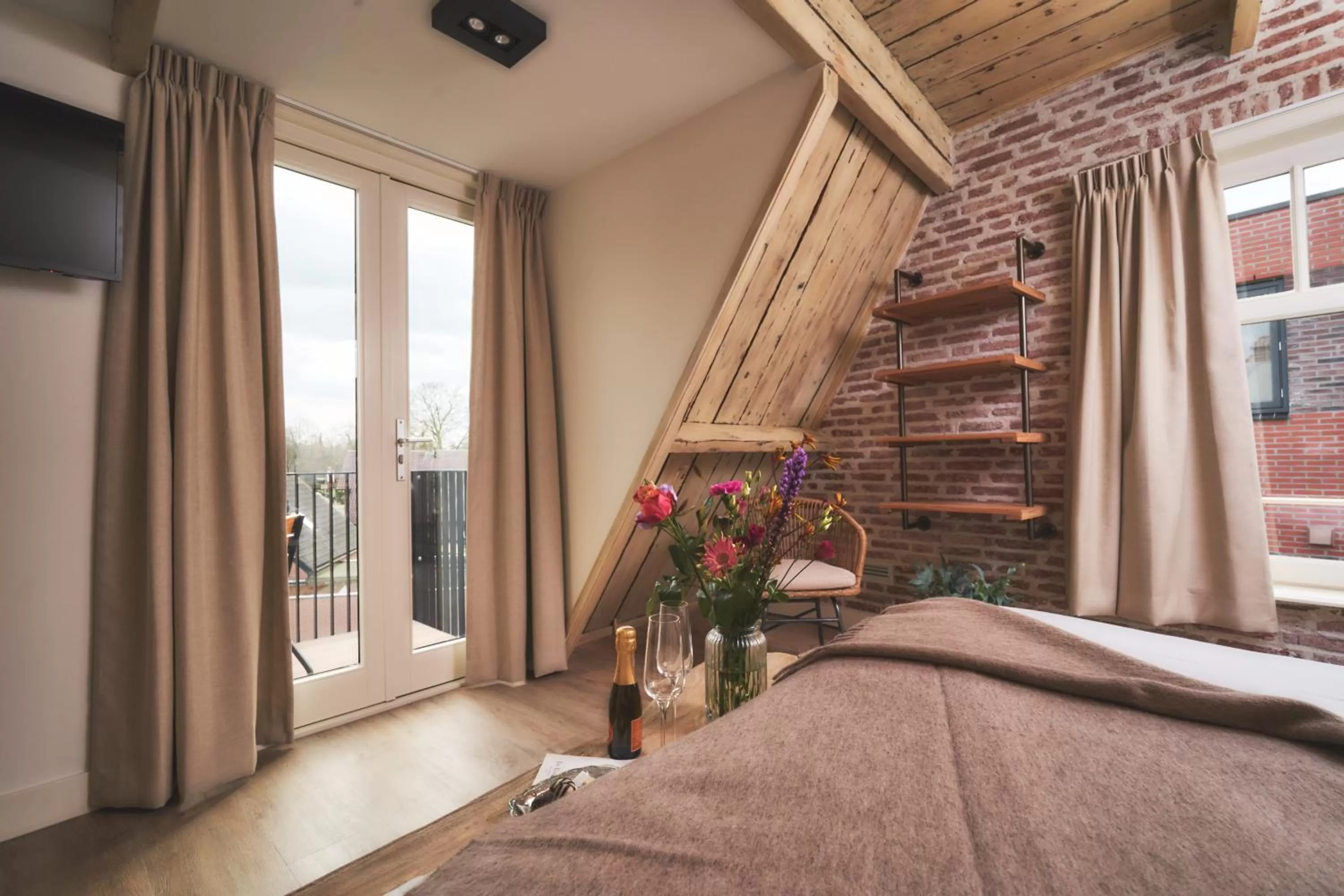 Photo of the whole room, Bed in Dorpsherberg De Roskam