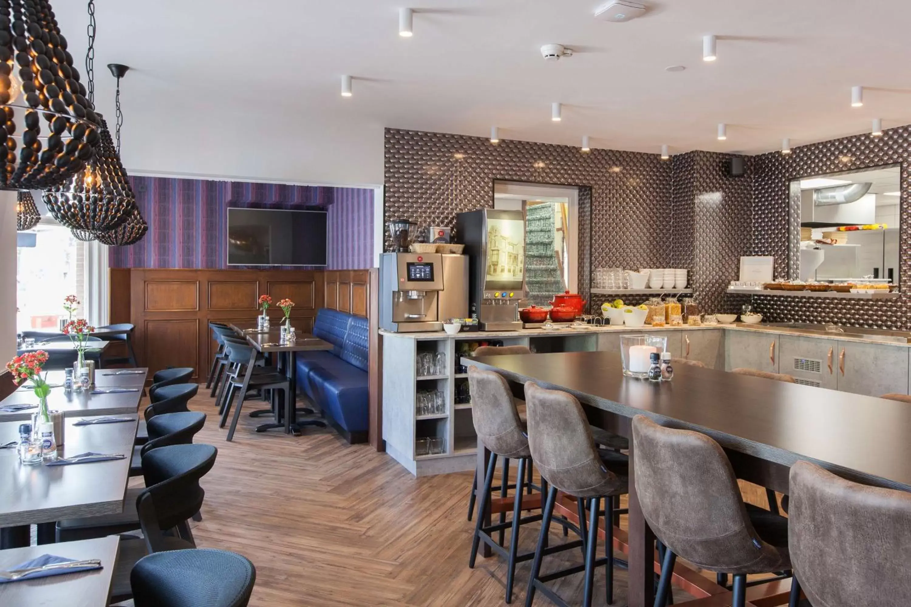 Restaurant/places to eat, Kitchen/Kitchenette in Best Western Hotel Den Haag