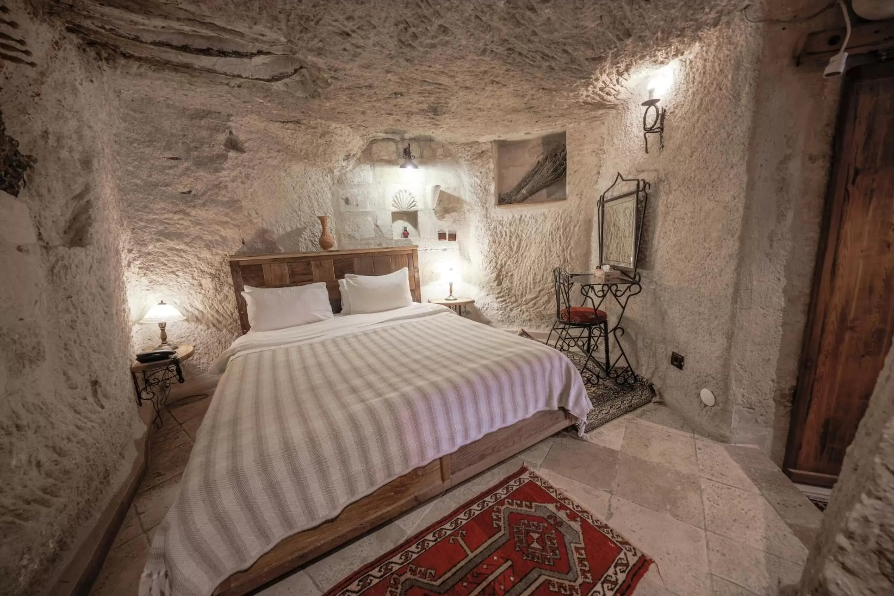 Bedroom, Bed in Kelebek Special Cave Hotel & Spa