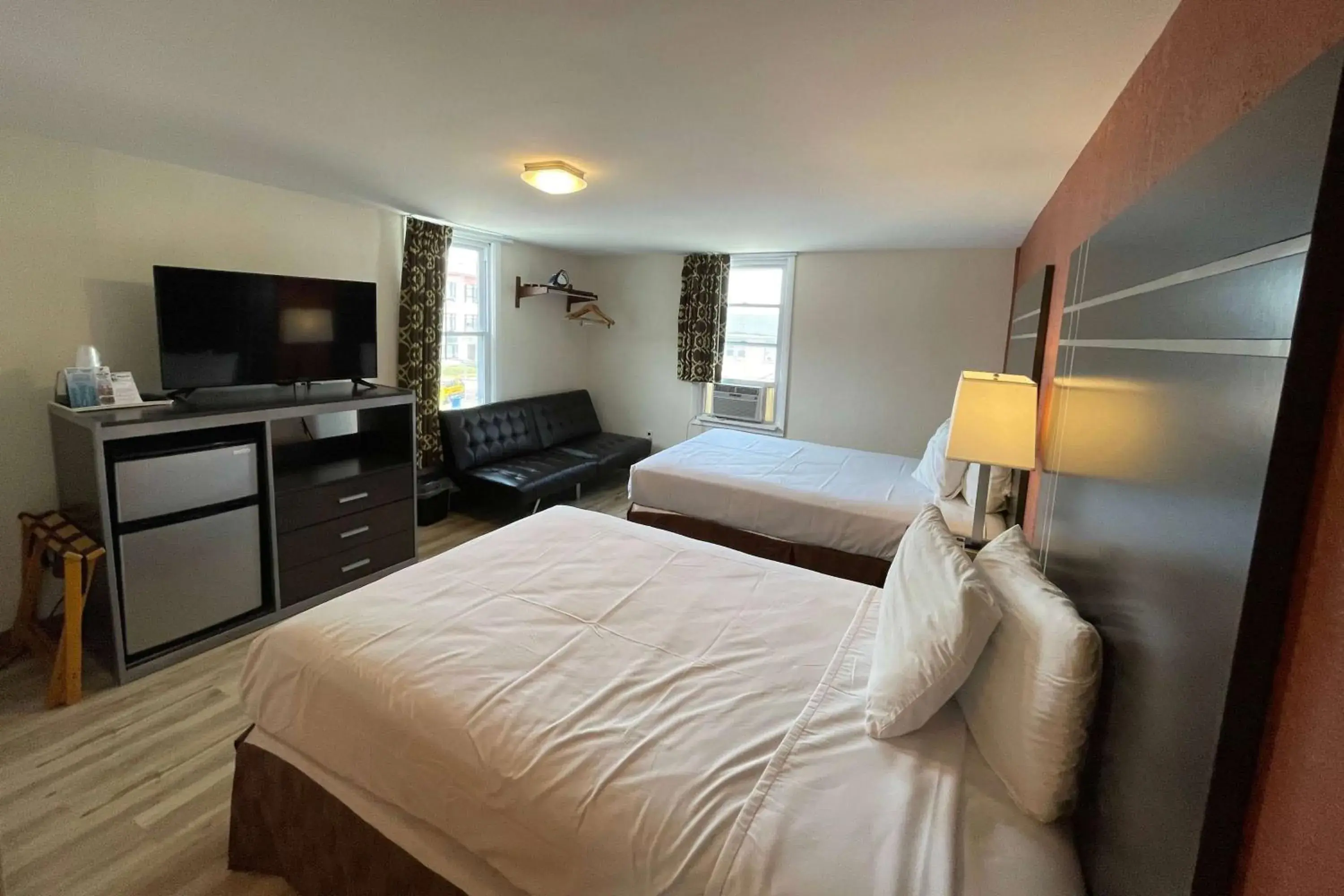 Photo of the whole room in Wildwood Inn, a Travelodge by Wyndham