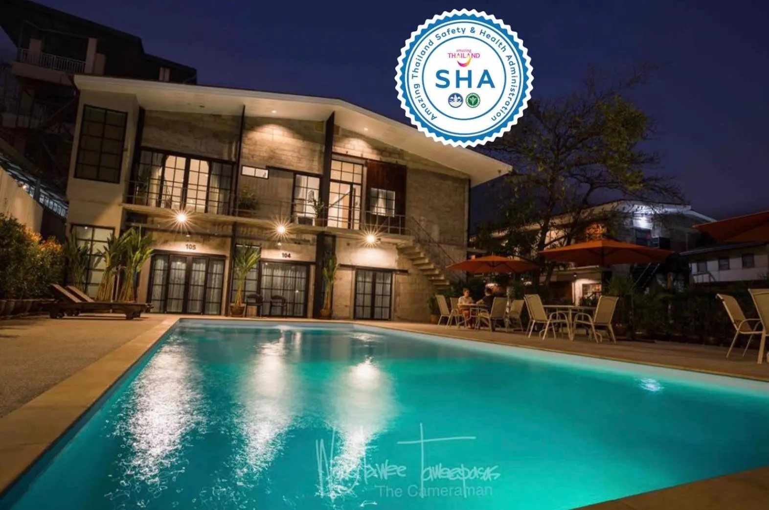 Swimming pool in What's Up Chiang Mai