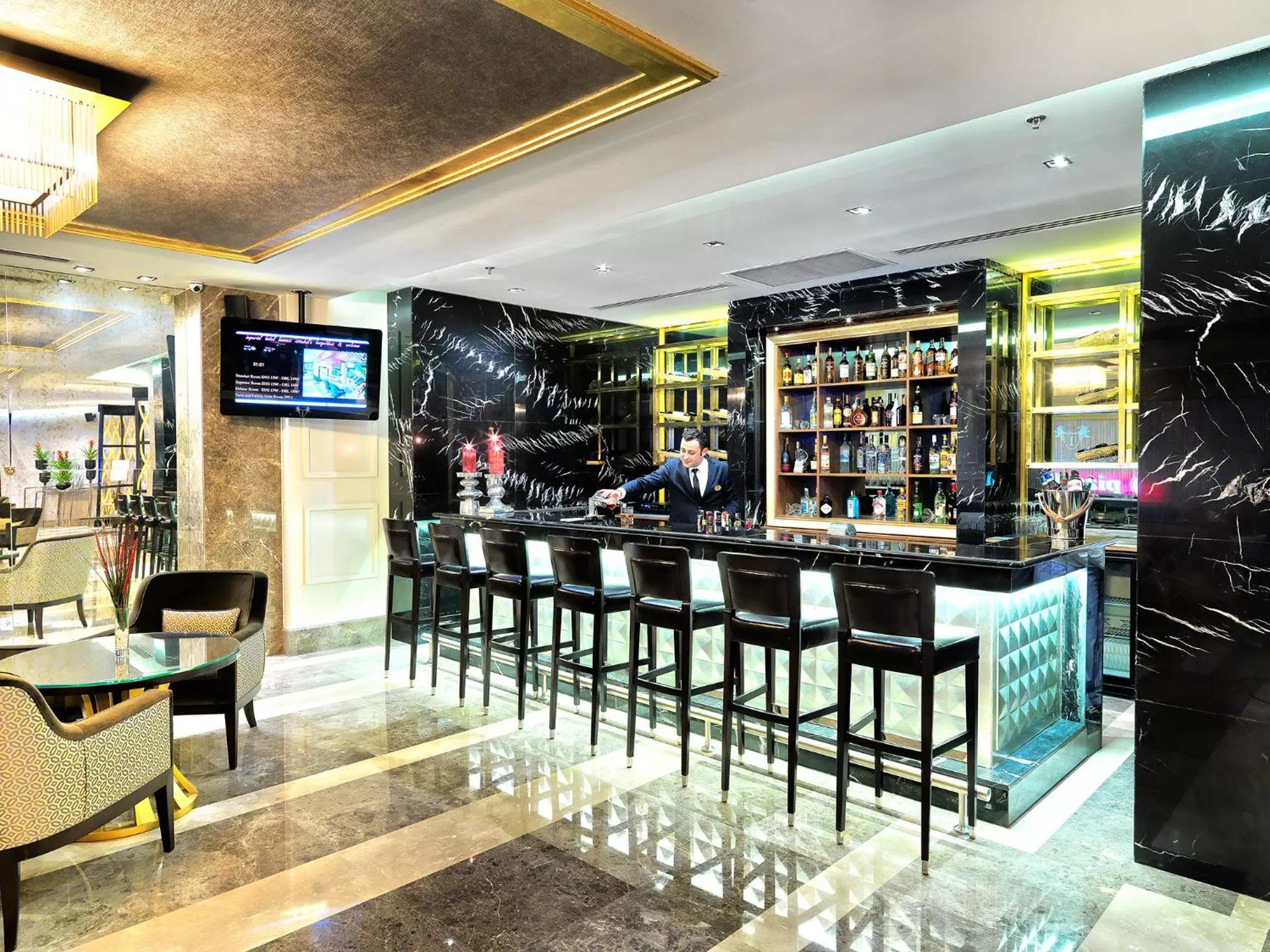 Lounge or bar in Mercure Istanbul Bomonti