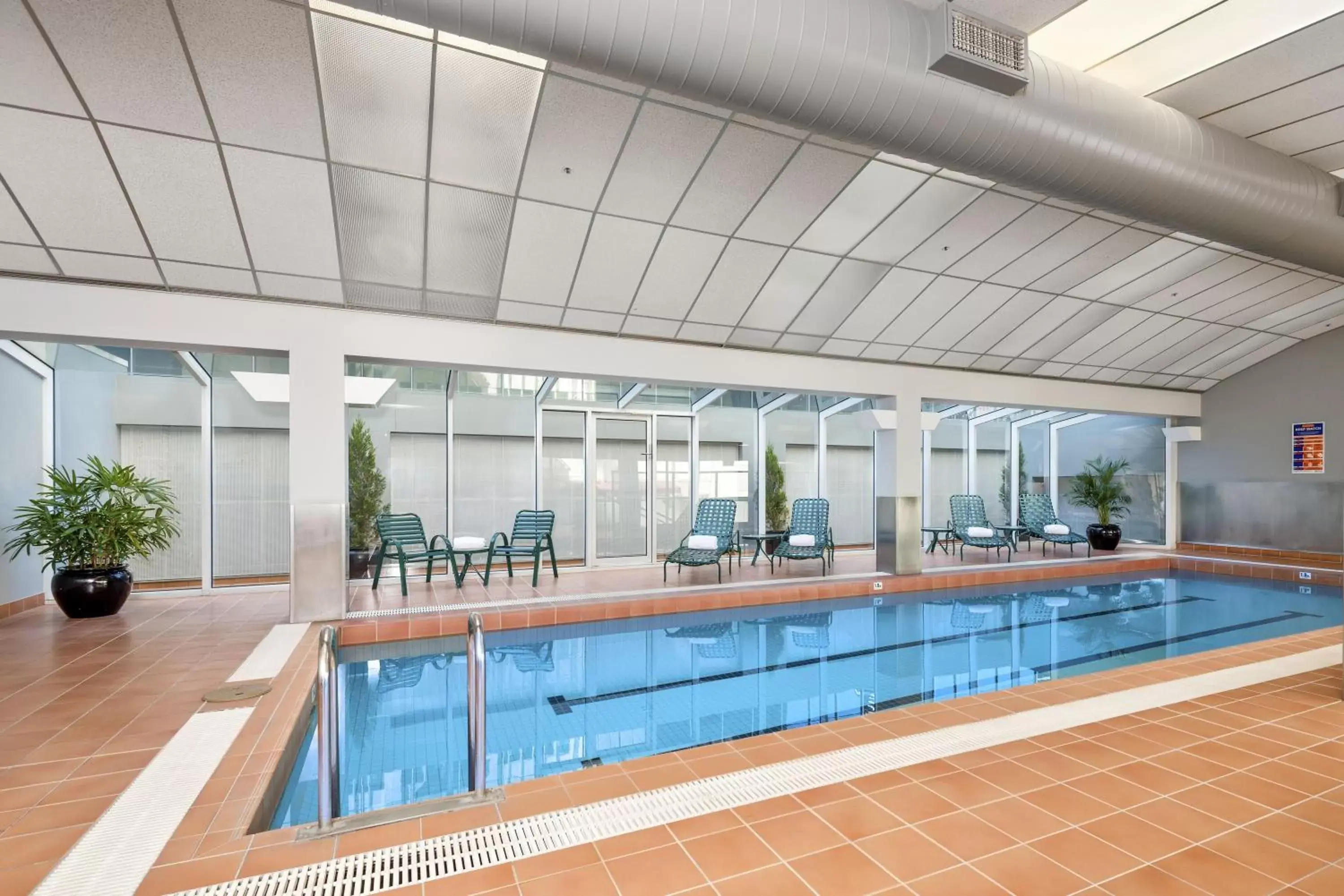 Swimming Pool in Clarion Suites Gateway