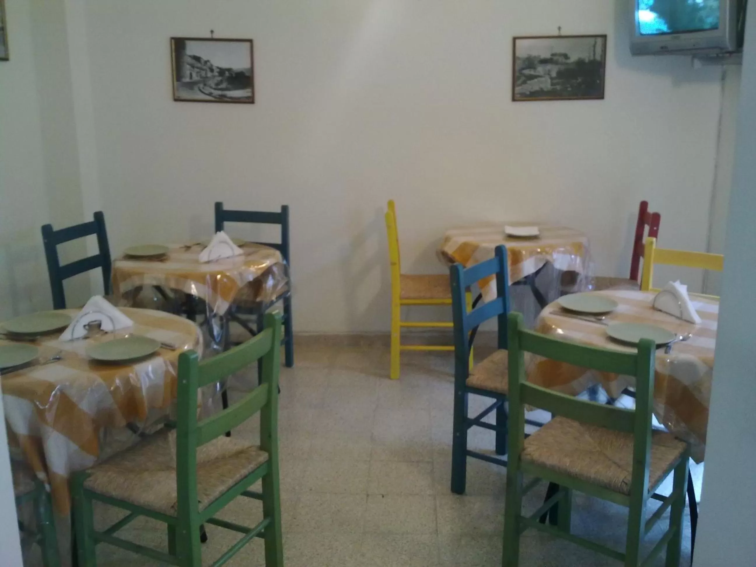 Buffet breakfast in Locanda Maja B&B