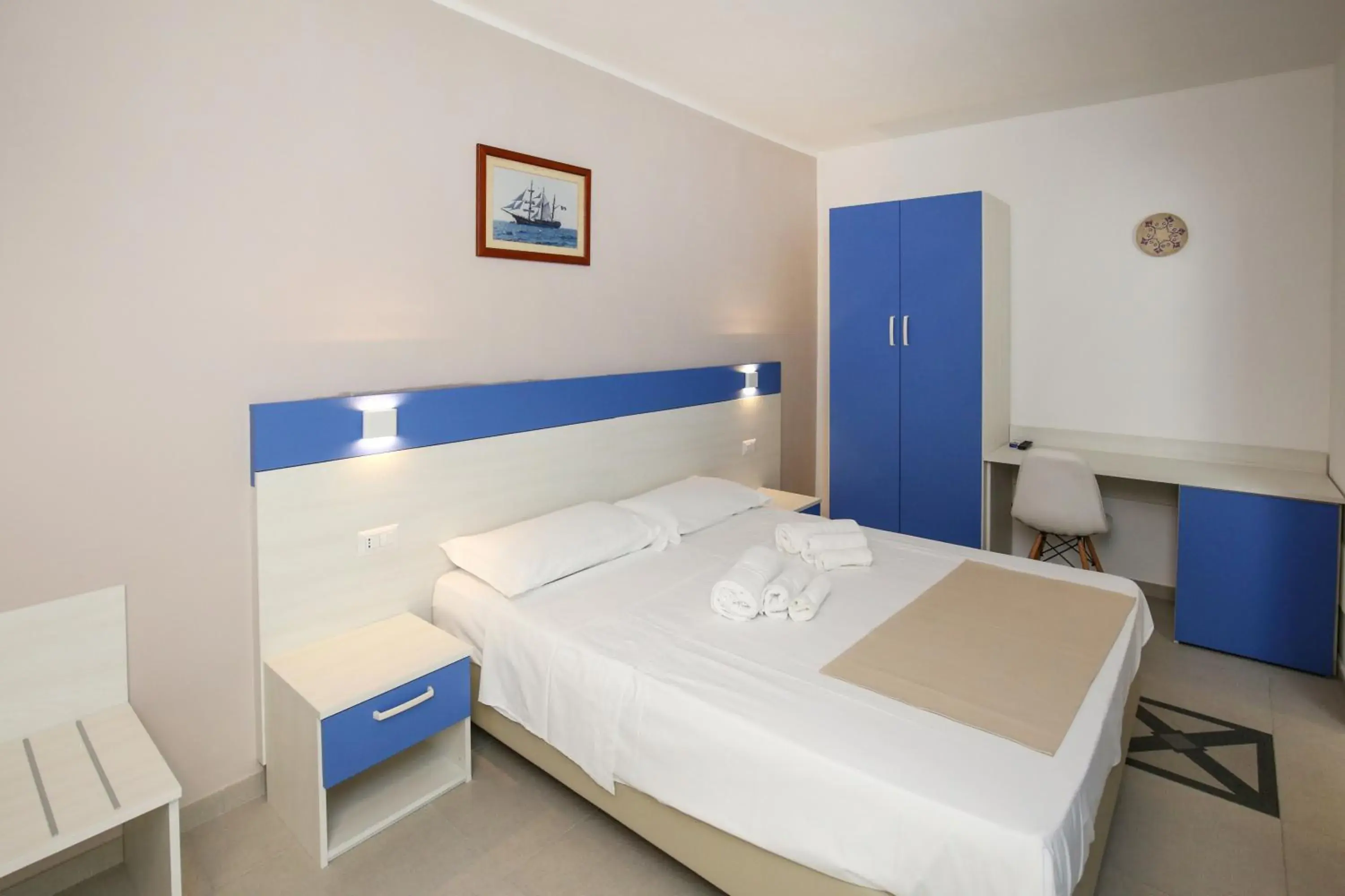 Bedroom, Bed in The Square Castelsardo