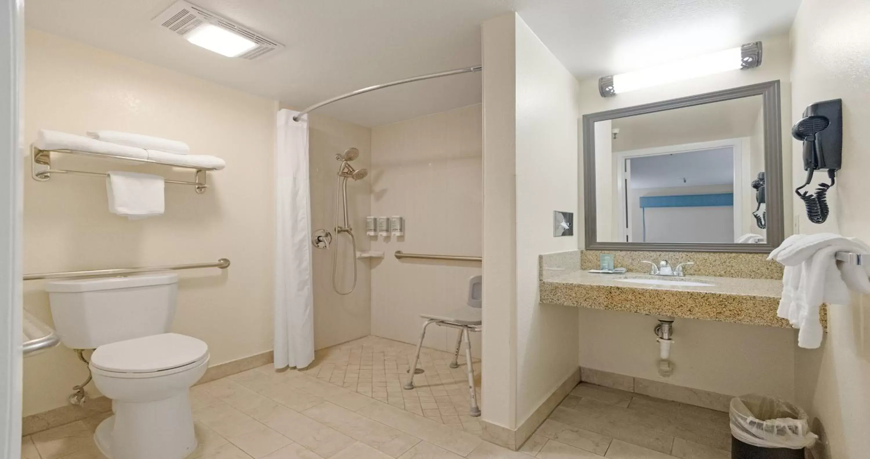 Shower, Bathroom in Best Western Heritage Inn Chico