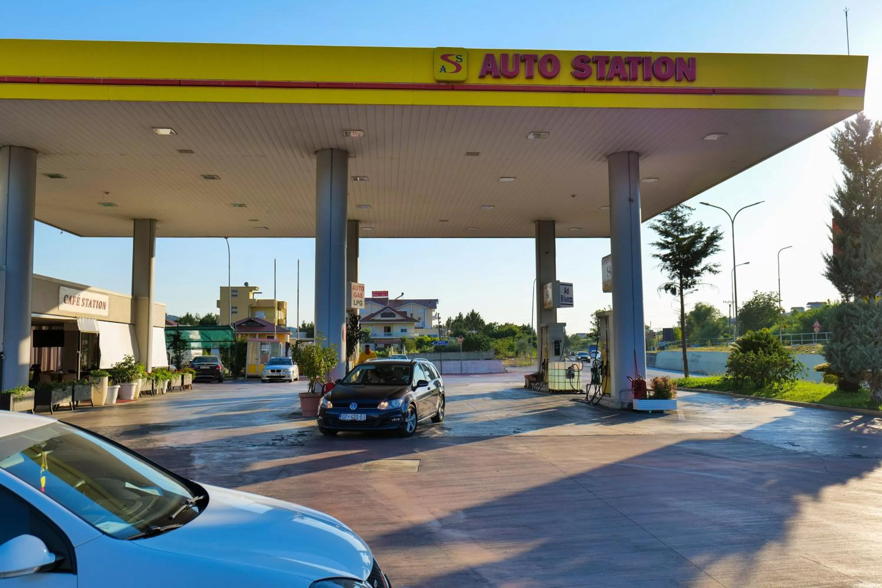 Facade/entrance in LORD Hotel