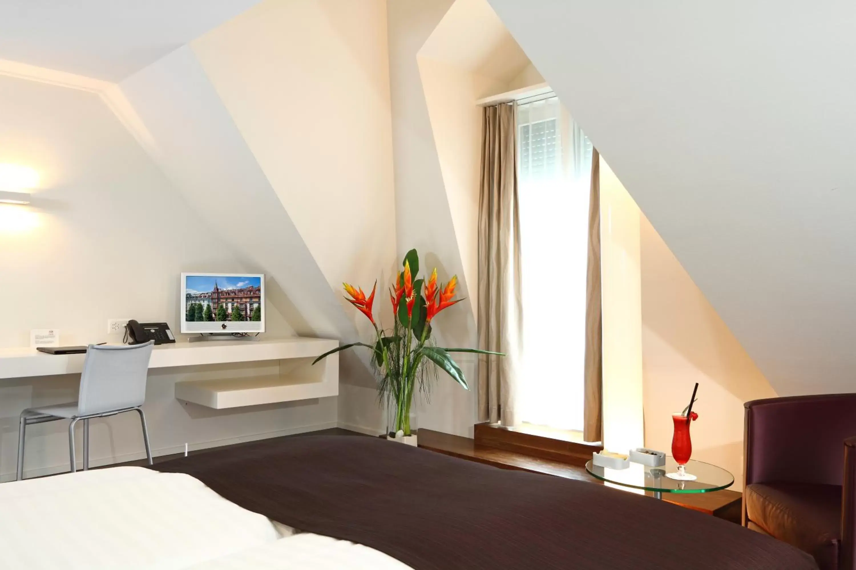 Photo of the whole room, Bed in Waldstätterhof Swiss Quality Hotel