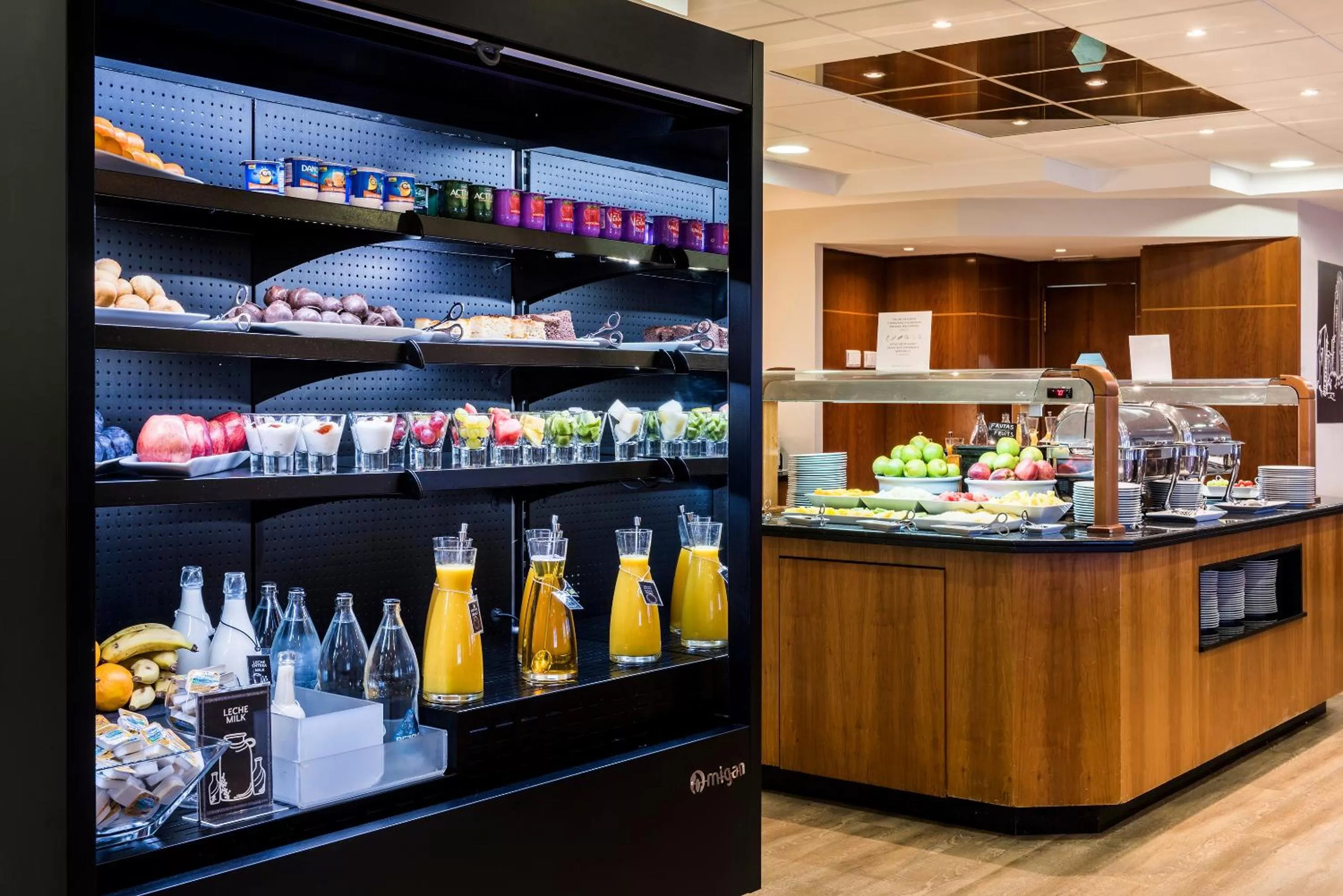 Buffet breakfast in Hotel Madrid Centro, Affiliated by Meliá