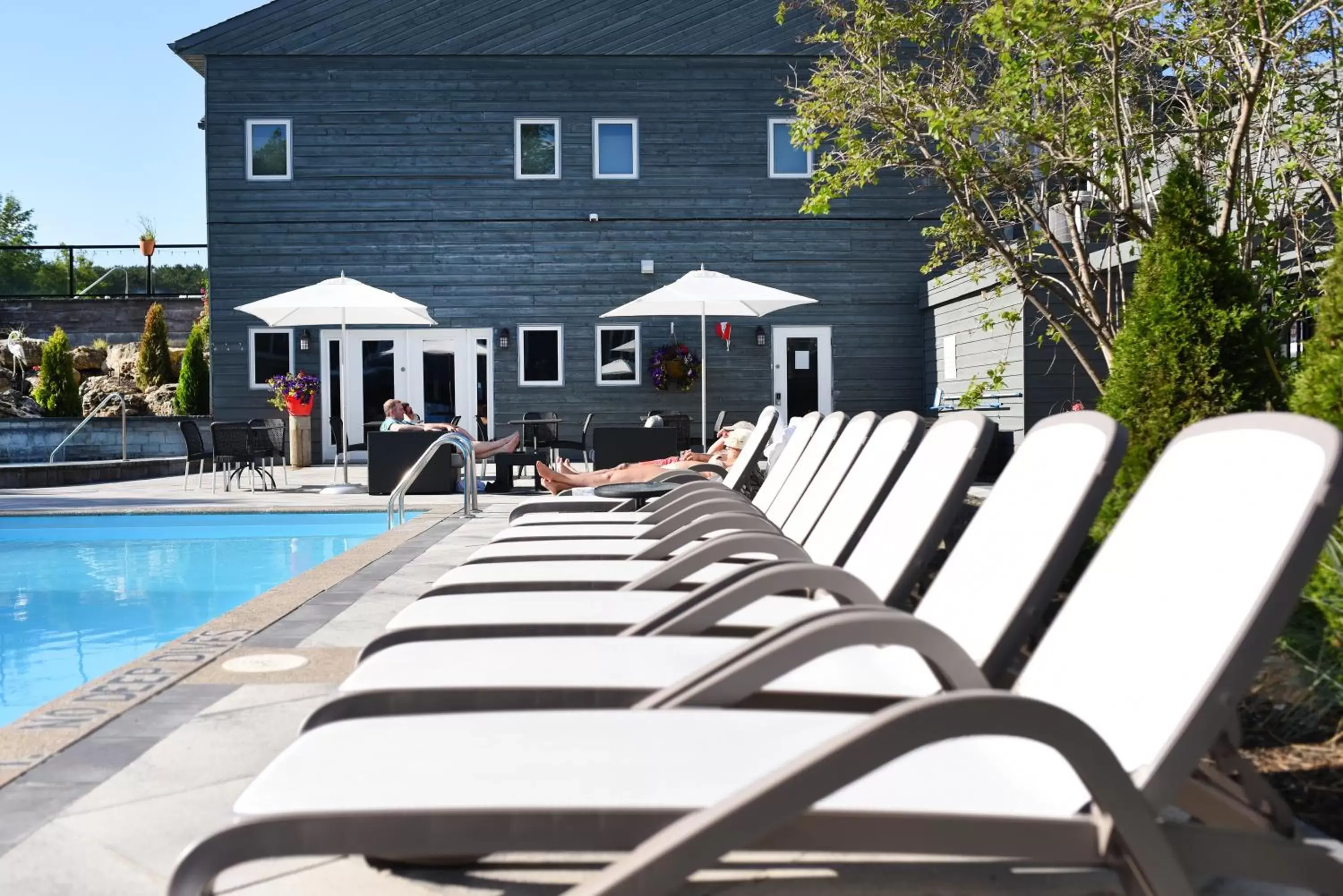 Patio, Swimming Pool in Millcroft Inn & Spa