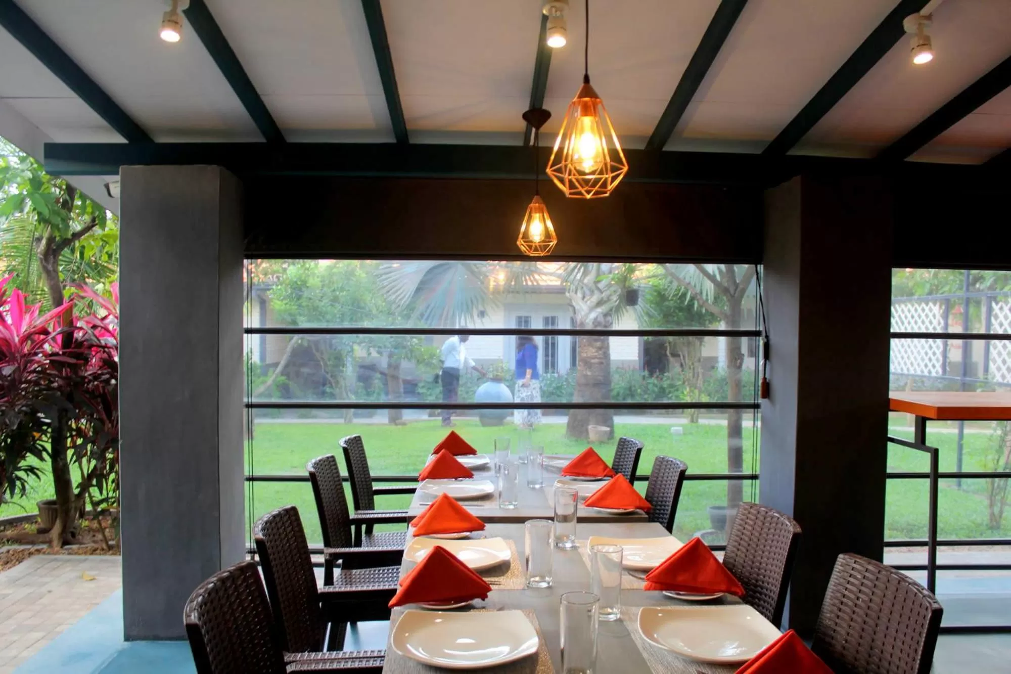 Restaurant/places to eat in Morning Star Resorts