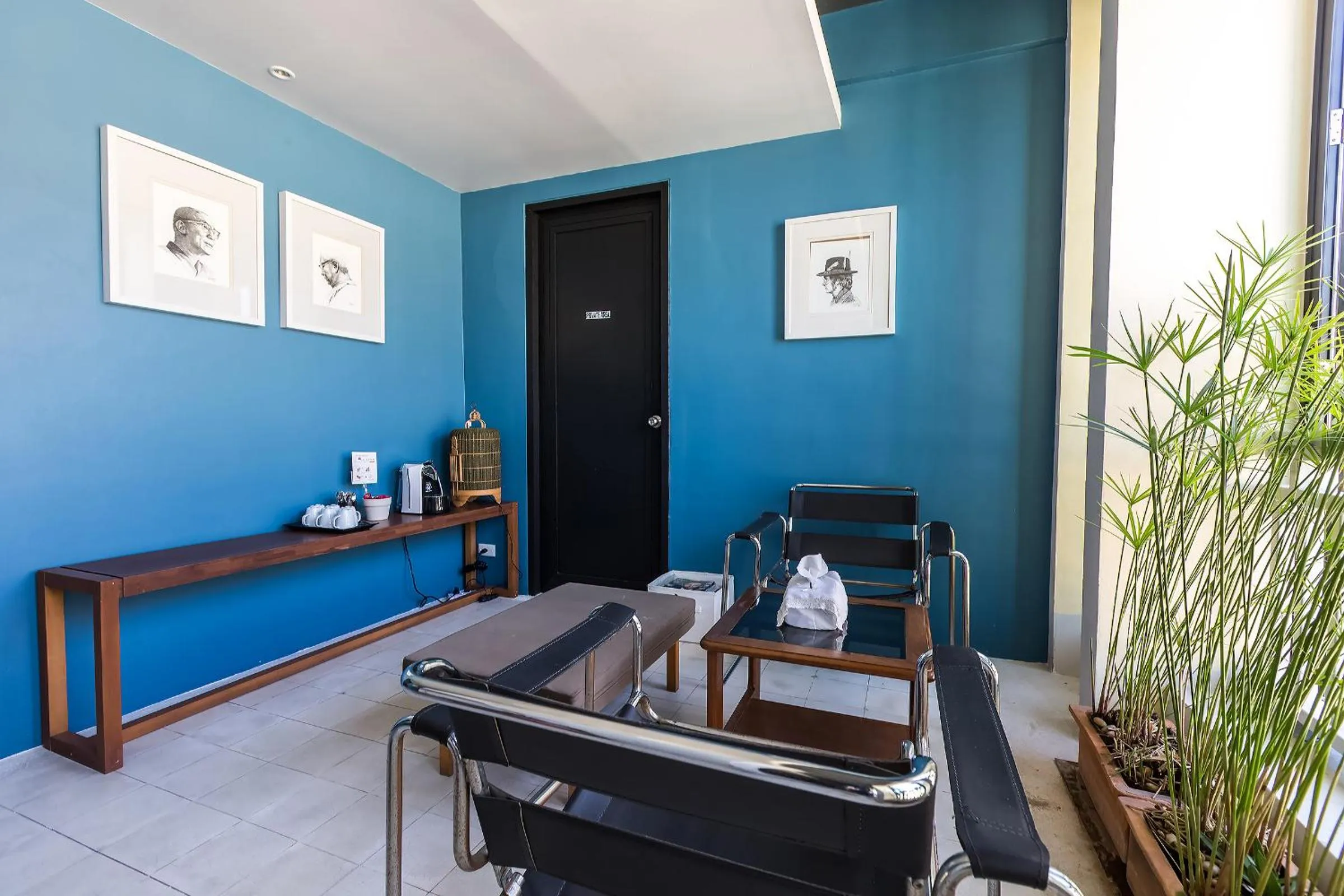 Decorative detail in Loogchoob Homestay