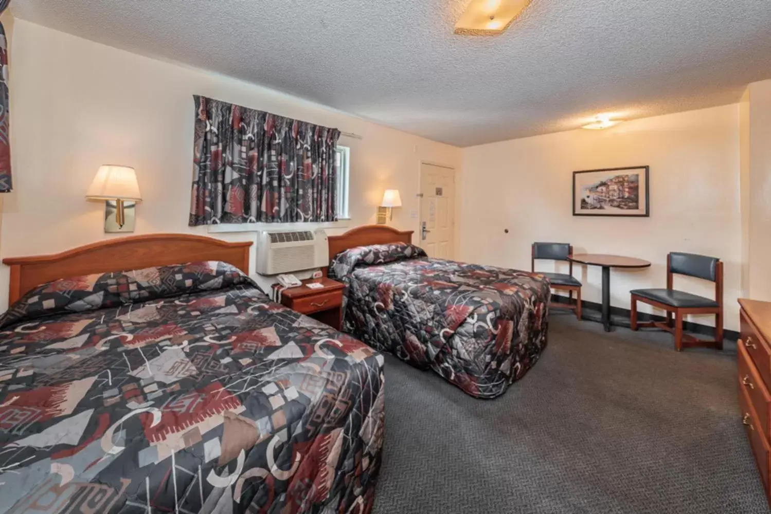 Bed in Tampa Bay Extended Stay Hotel