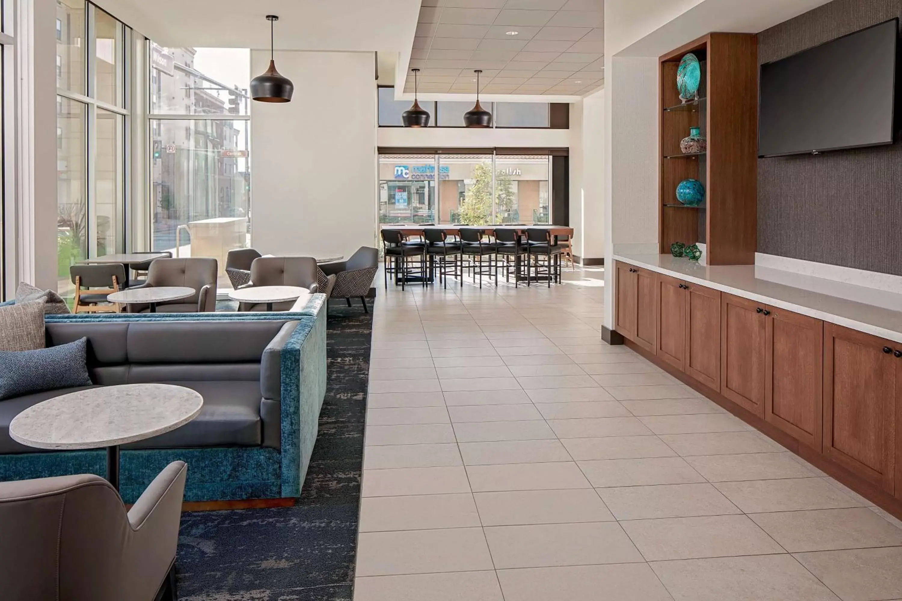 Lobby or reception, Restaurant/Places to Eat in Hyatt Place Glendale/Los Angeles