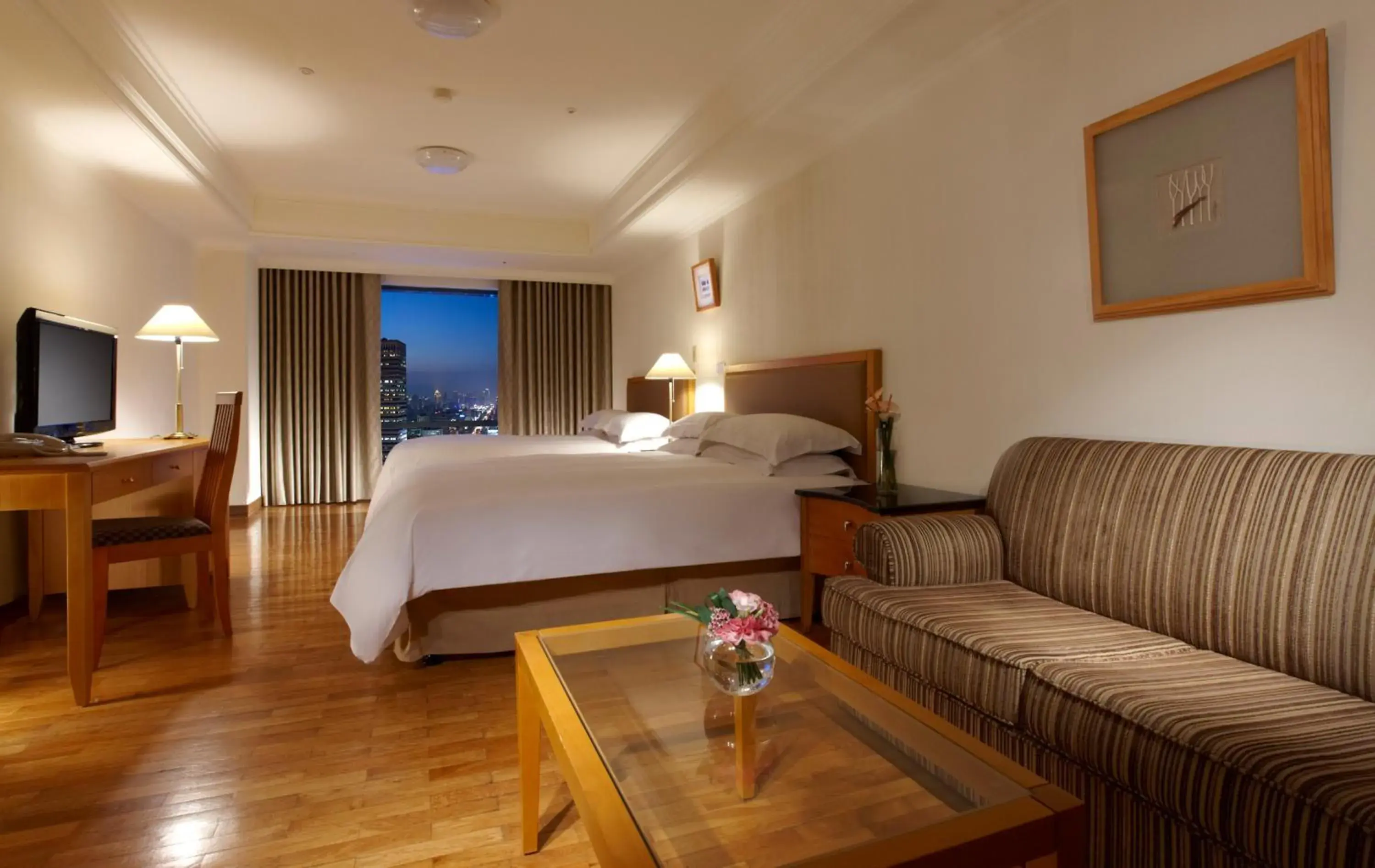 Photo of the whole room, Bed in Park Lane Inn Photo of the whole room, Bed in Park Lane Inn