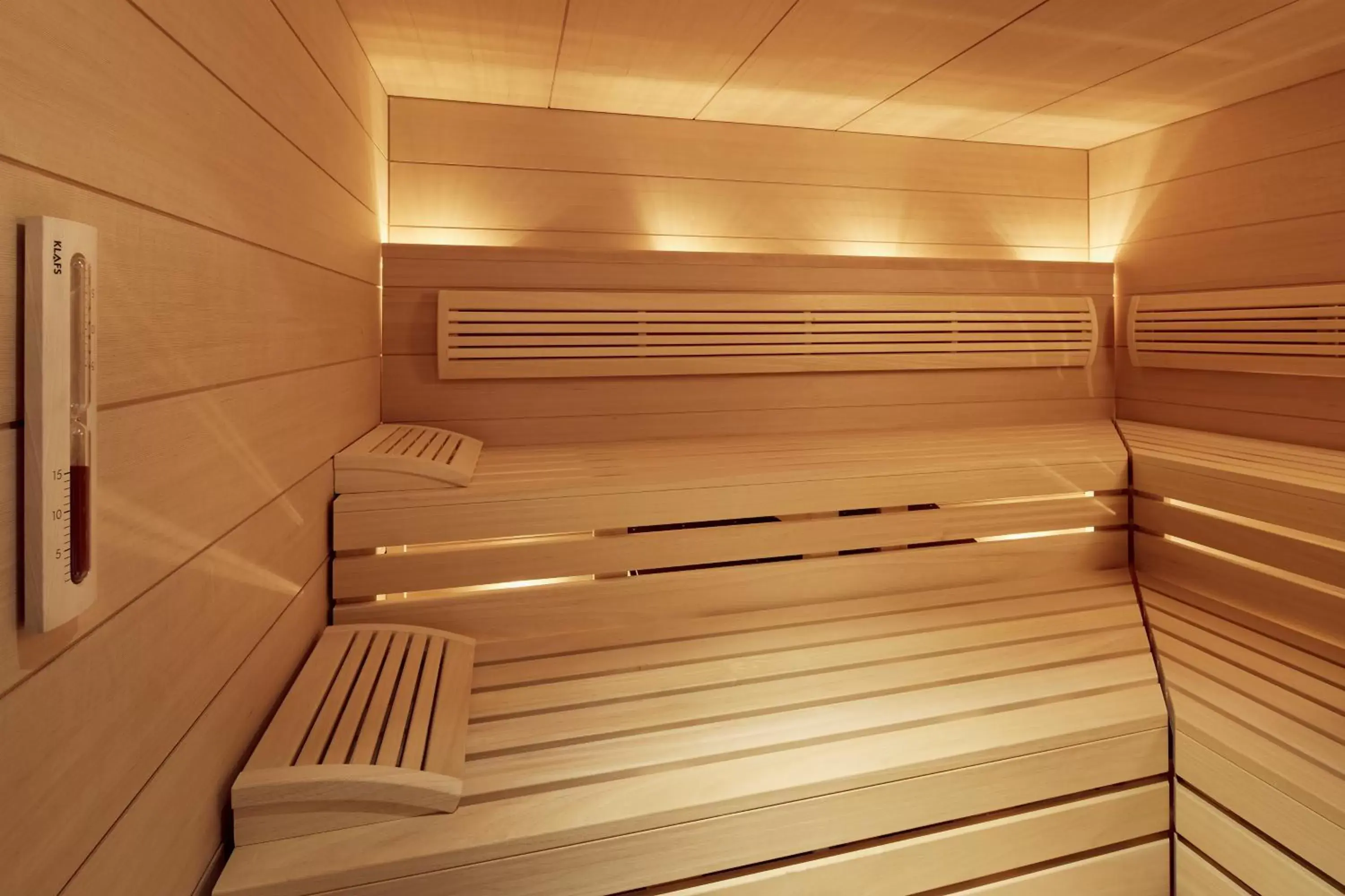 Sauna in Novotel Suites Colmar Centre