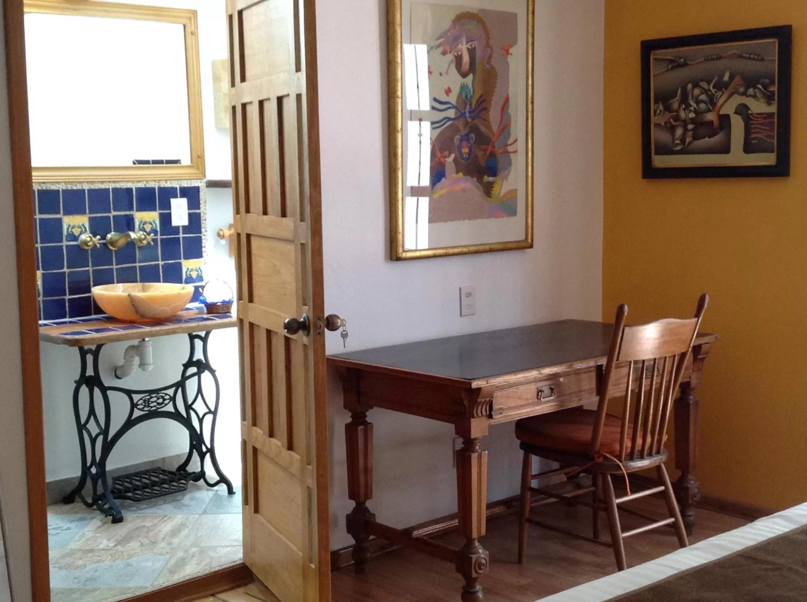 Decorative detail in Casa Jacinta Guest House