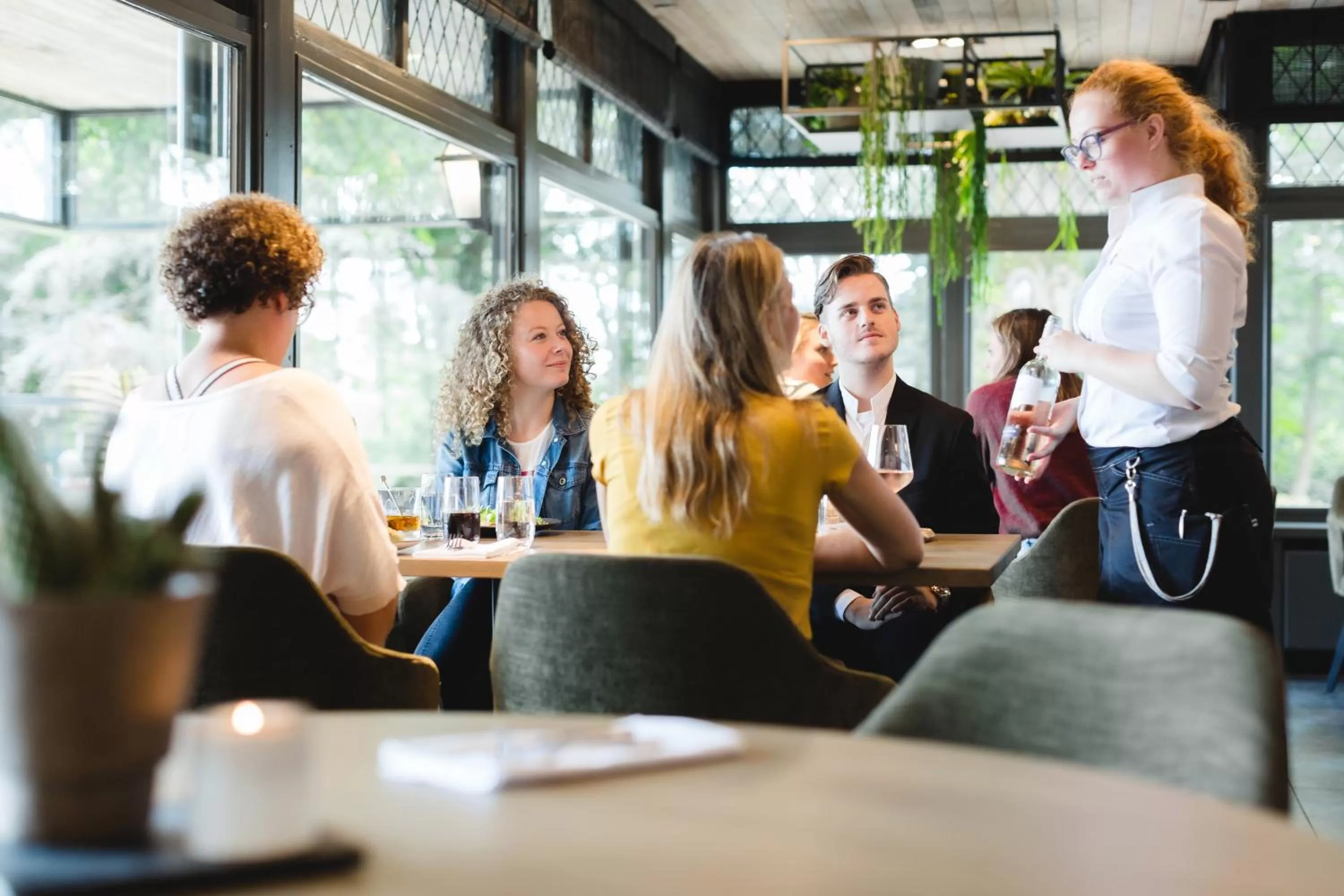 Restaurant/places to eat in Hotel Restaurant De Wolfsberg