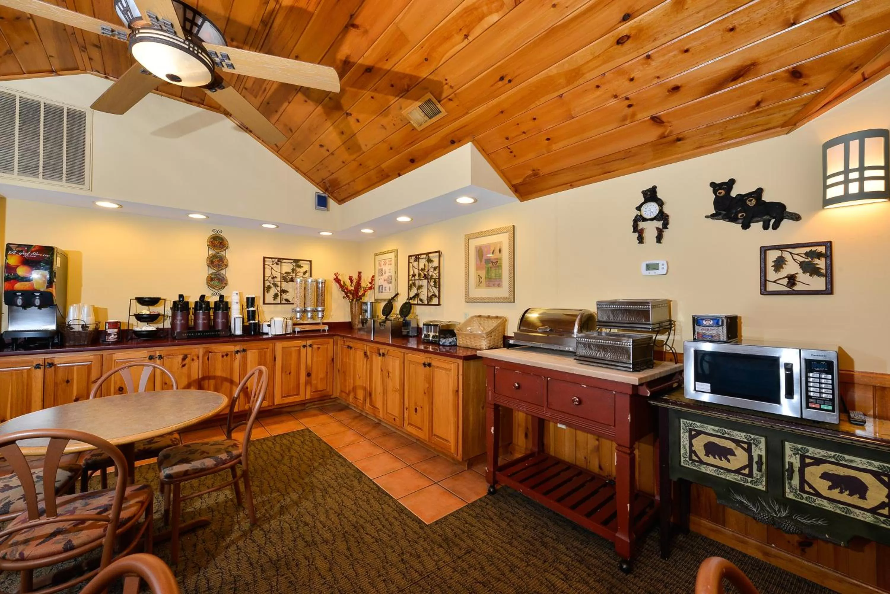 Restaurant/places to eat in Baymont by Wyndham Sevierville Pigeon Forge