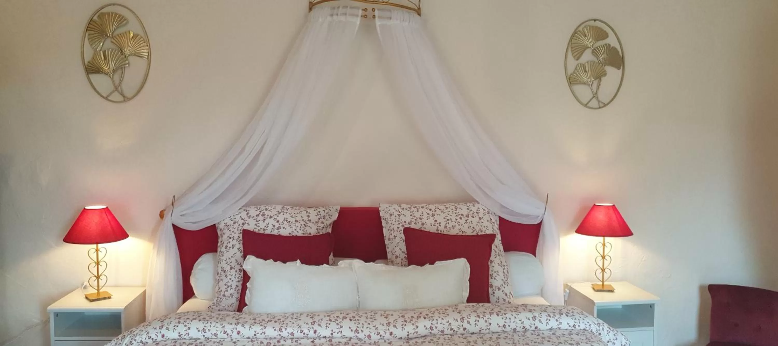 Bedroom in Château Puygrenier