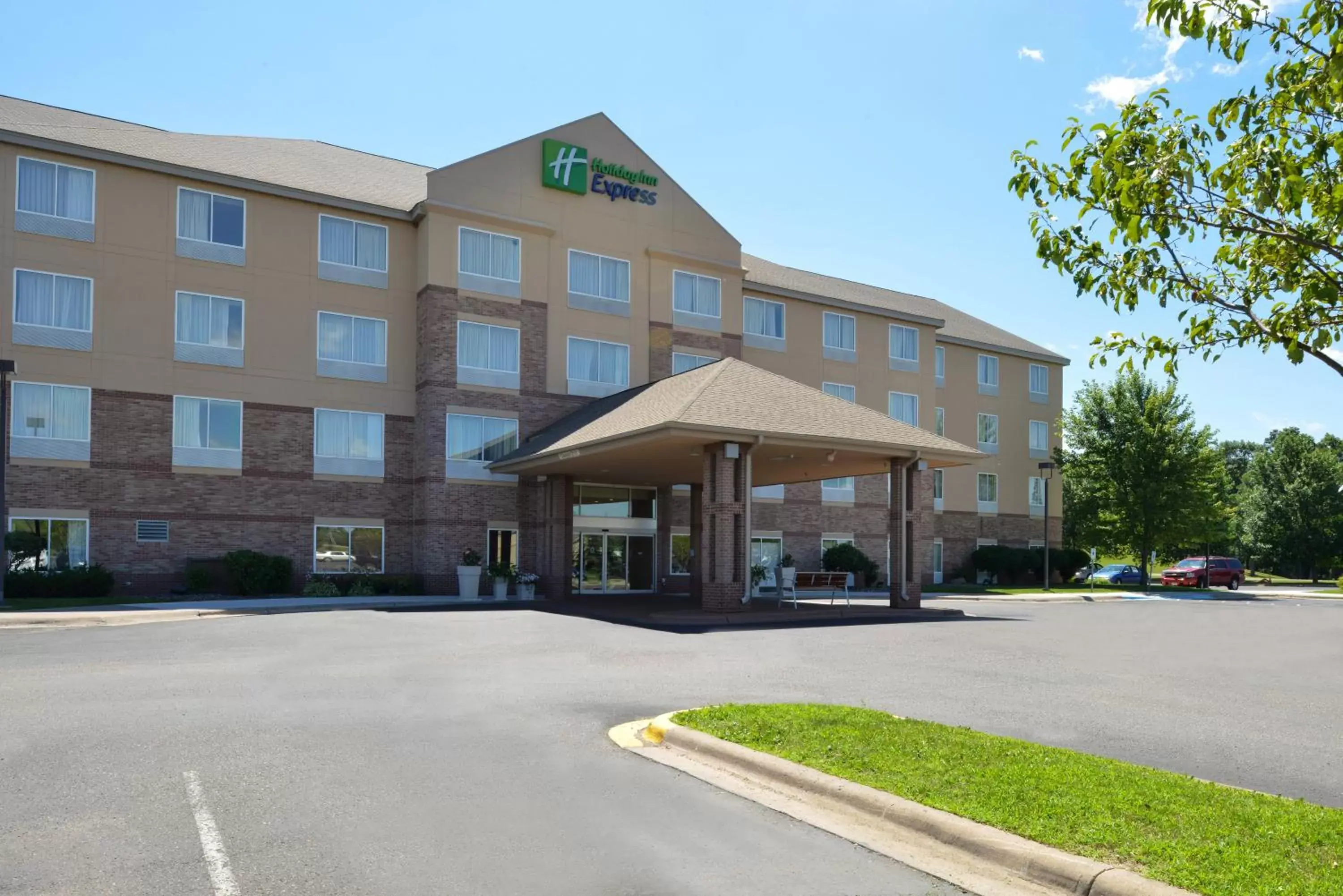 Property Building in Holiday Inn Express St Croix Valley, an IHG Hotel