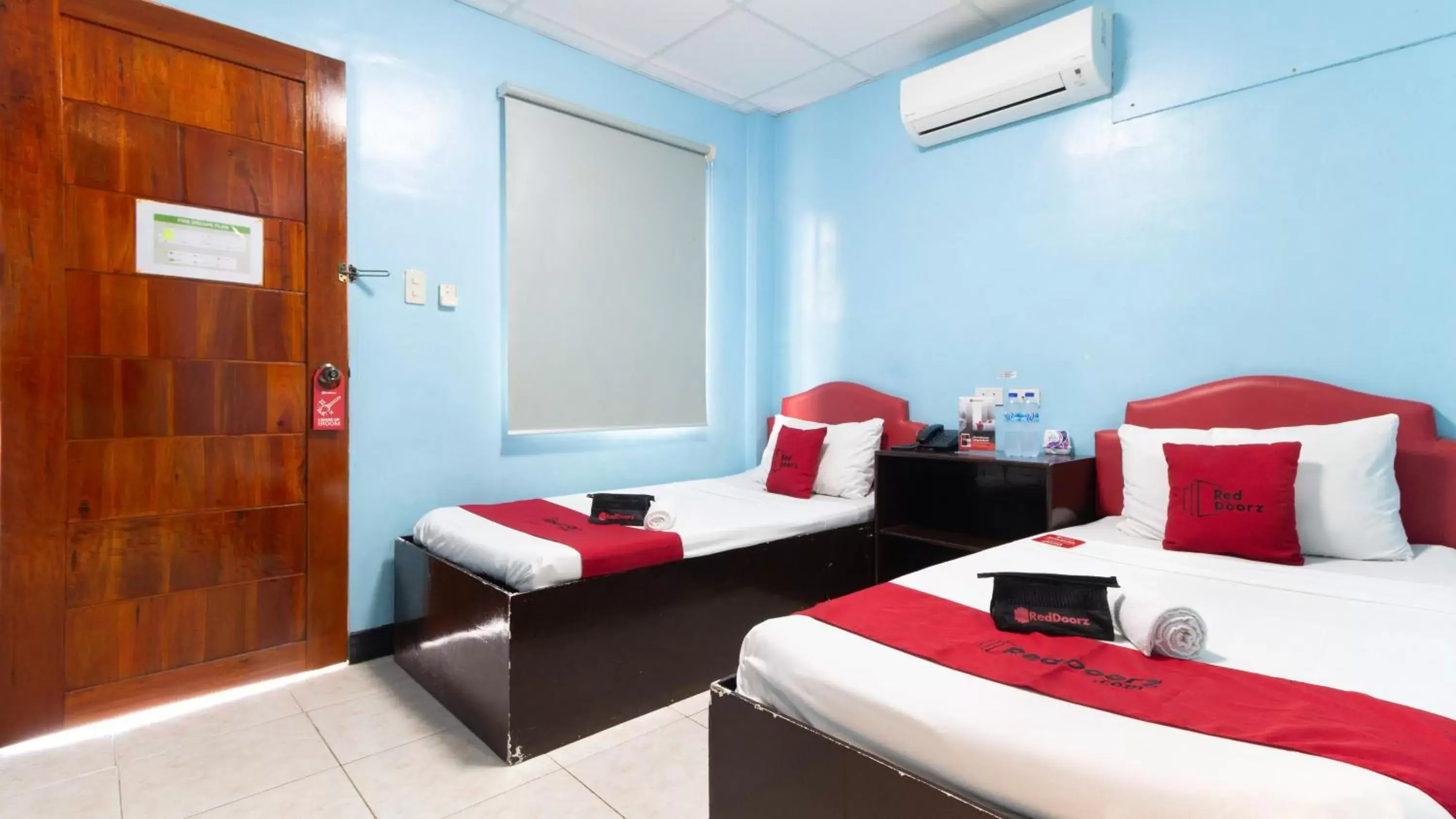 Photo of the whole room, Bed in RedDoorz @ Picas Sagkahan Tacloban Photo of the whole room, Bed in RedDoorz @ Picas Sagkahan Tacloban