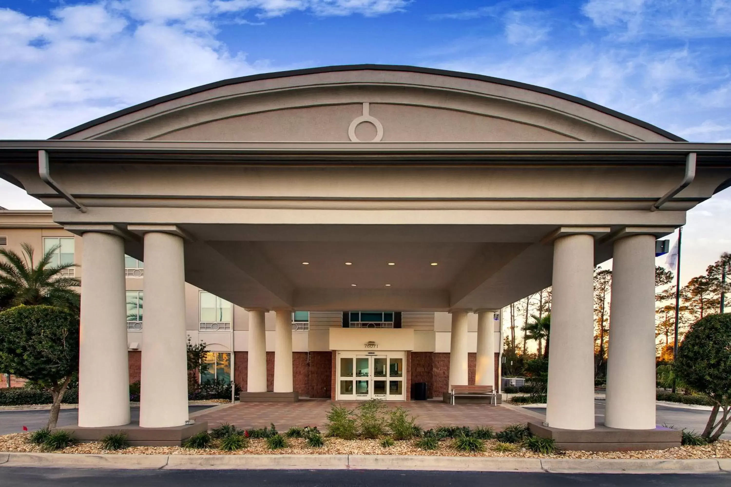 Property building in Holiday Inn Express Hotel & Suites Jacksonville North-Fernandina, an IHG Hotel