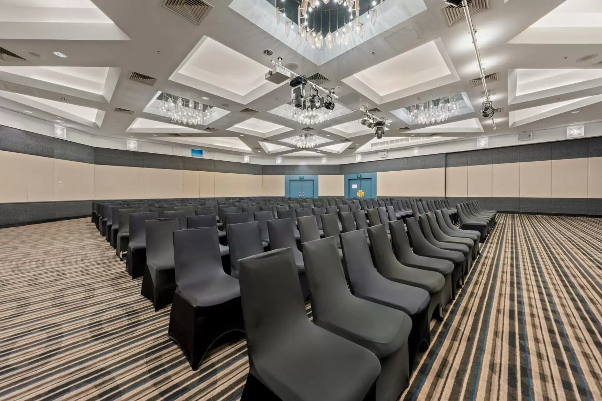 Banquet/Function facilities in Crowne Plaza Surfers Paradise, an IHG Hotel