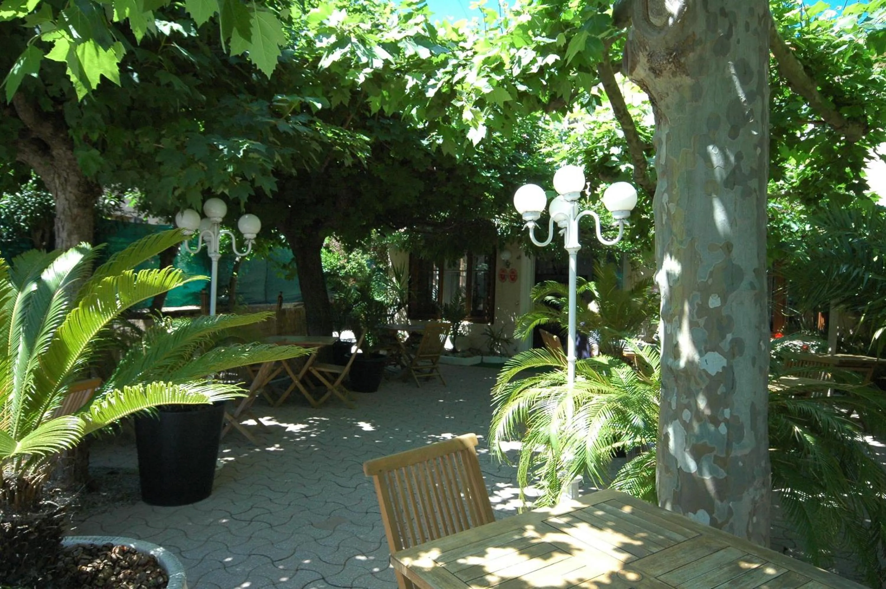 Patio in Hotel le Castellamar