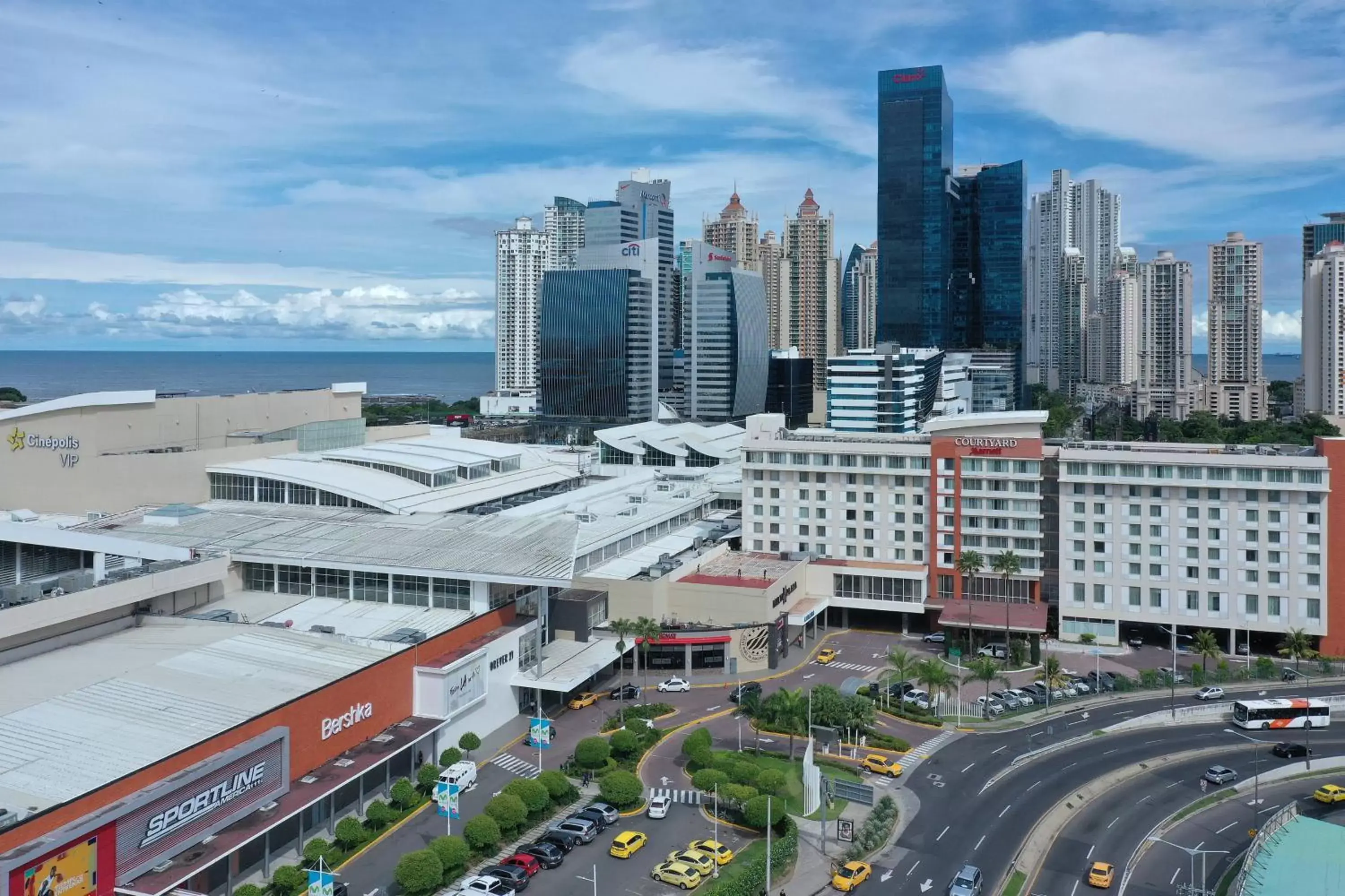 Property building, Bird's-eye View in Courtyard by Marriott Panama Multiplaza Mall