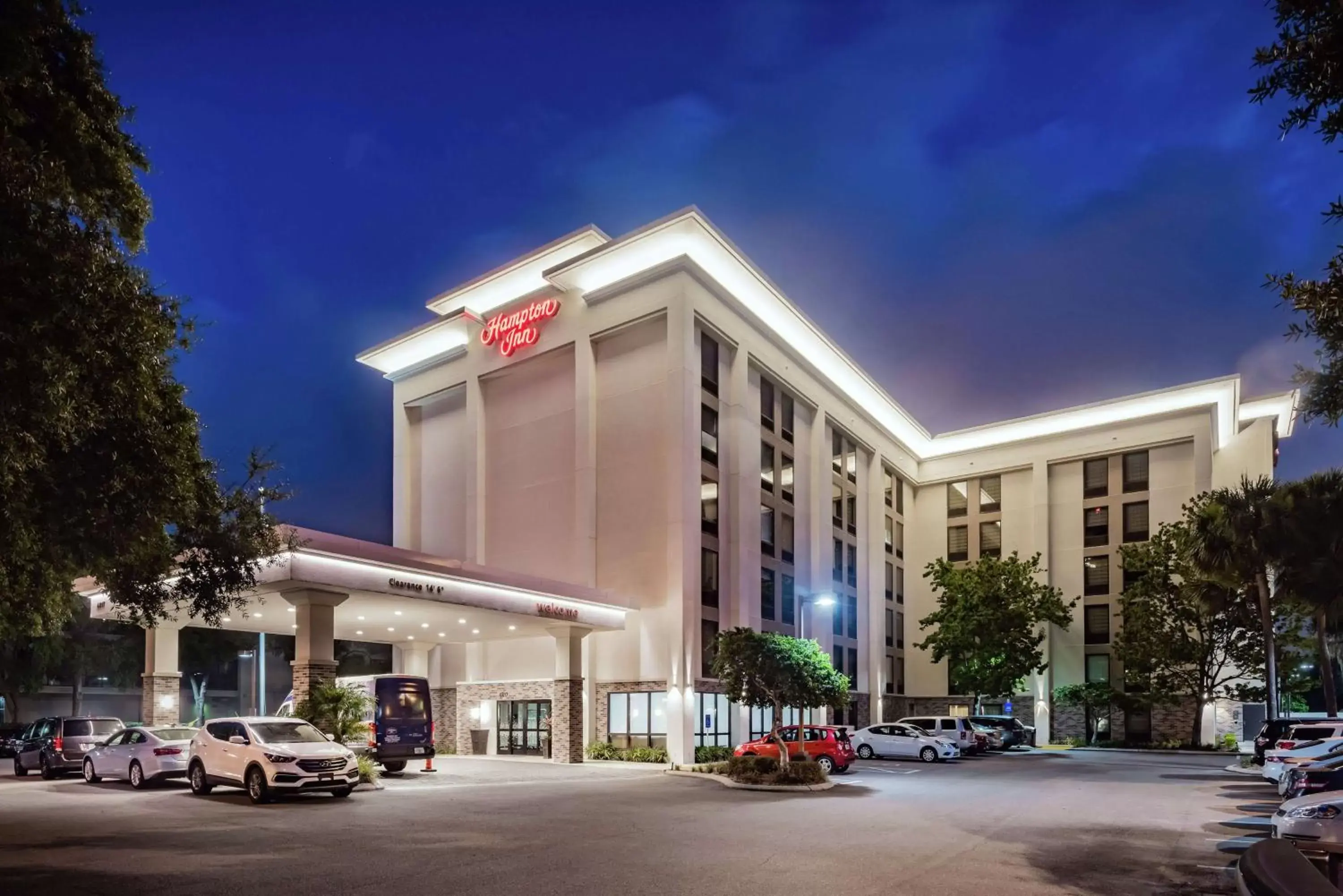 Property Building in Hampton Inn Tampa International Airport/Westshore