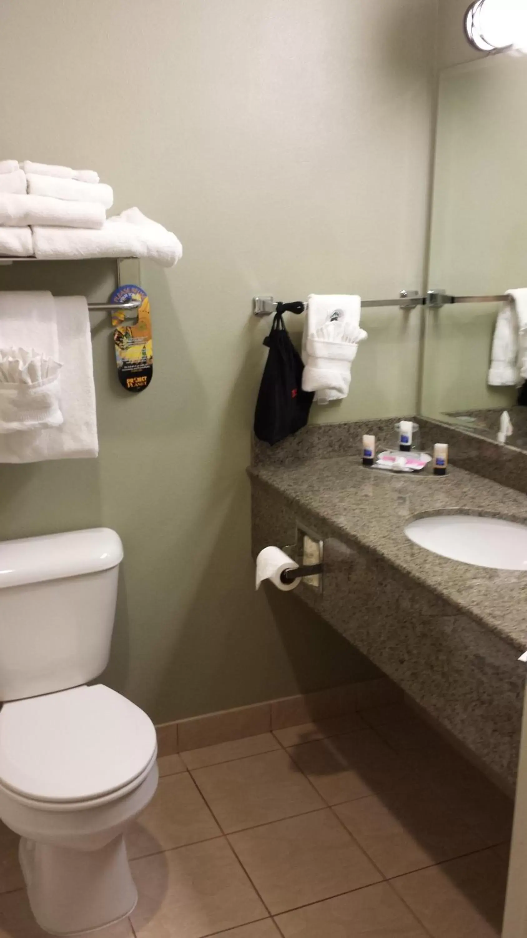 Bathroom in Best Western Plus Kennewick Inn