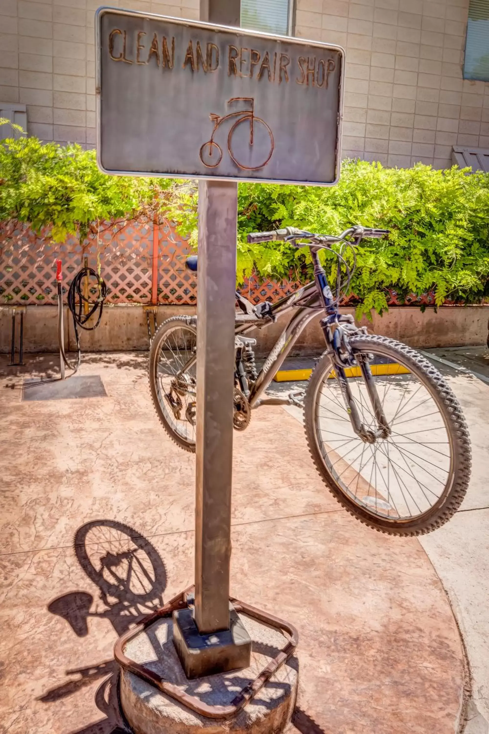 Property building in The Gonzo Inn Property building in The Gonzo Inn