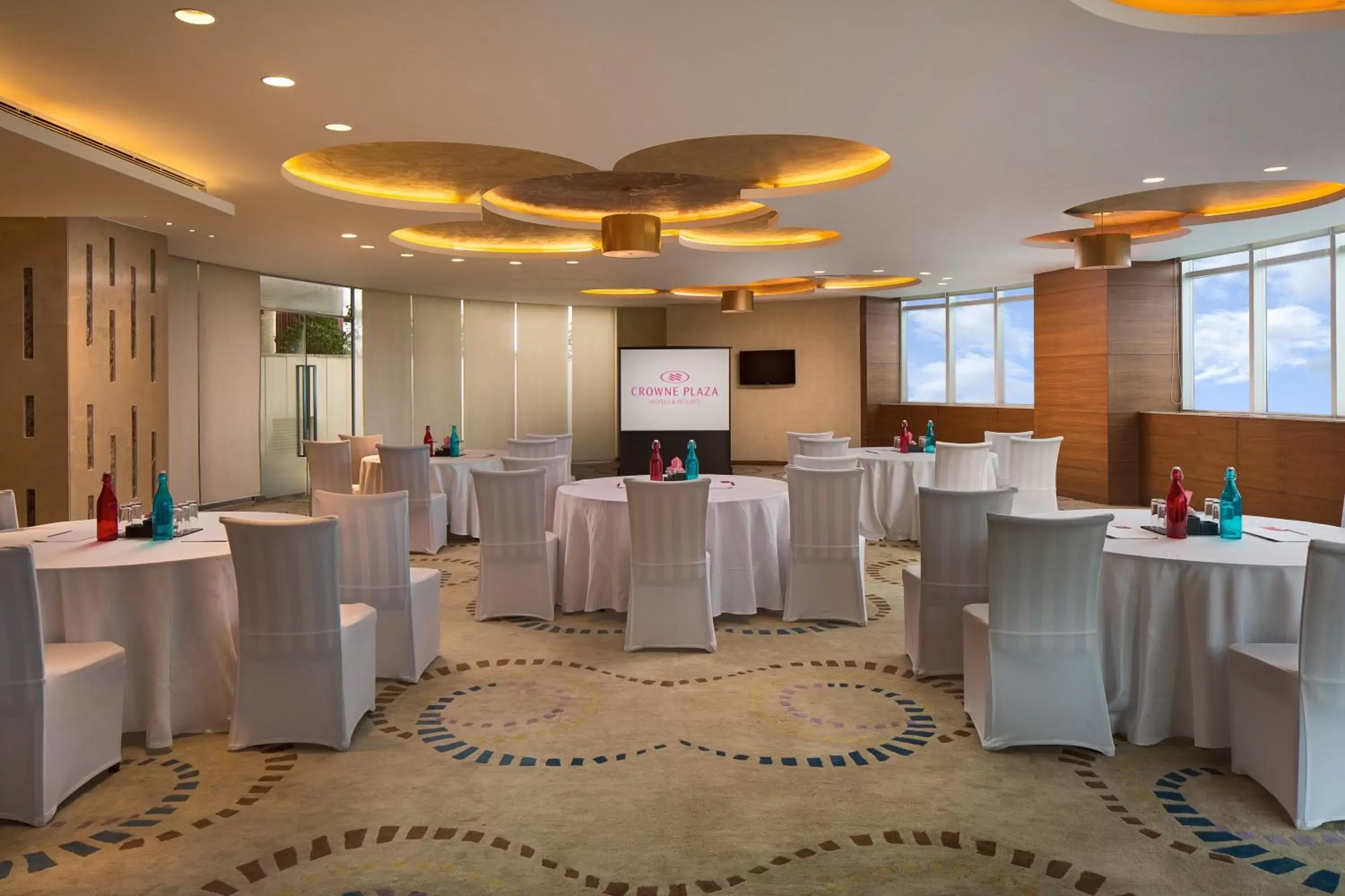 Meeting/conference room, Banquet Facilities in Crowne Plaza Greater Noida, an IHG Hotel
