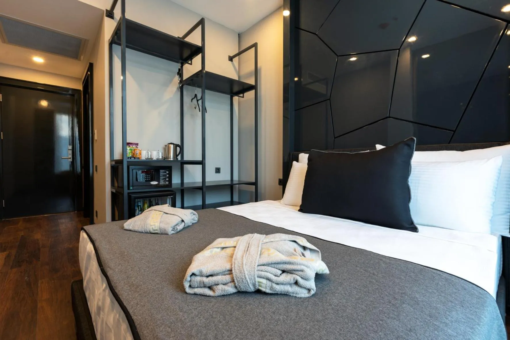 Bed in Lucky Monkey Hotel