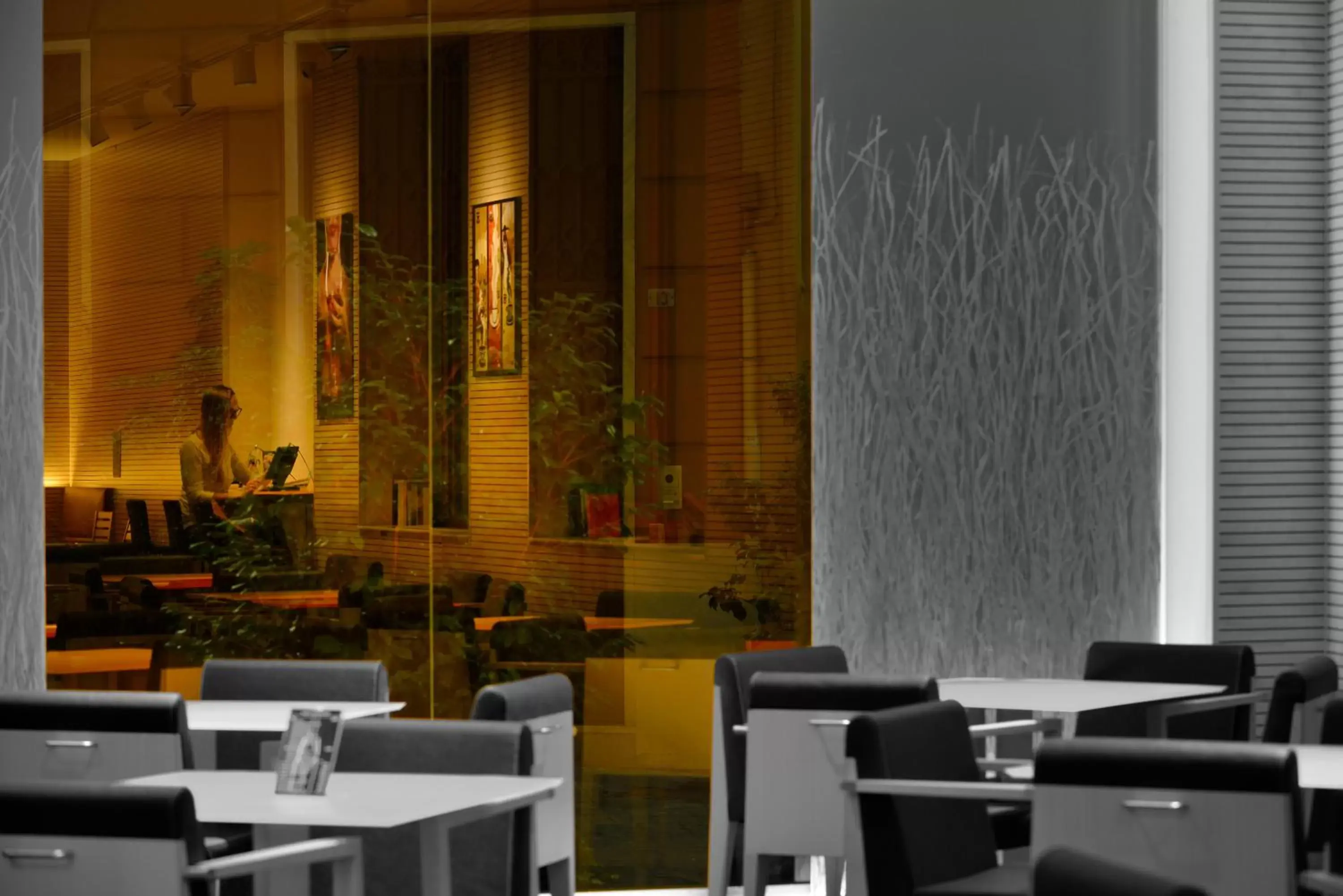 Restaurant/Places to Eat in Best Western Plus City Hotel