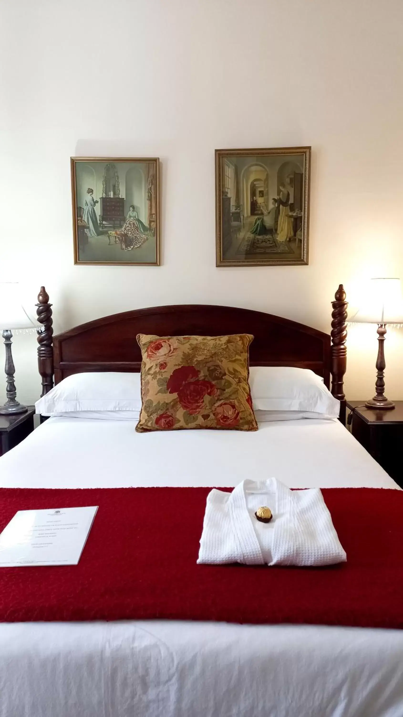 Double Room with Garden View - single occupancy in Brooklyn Place Double Room with Garden View - single occupancy in Brooklyn Place