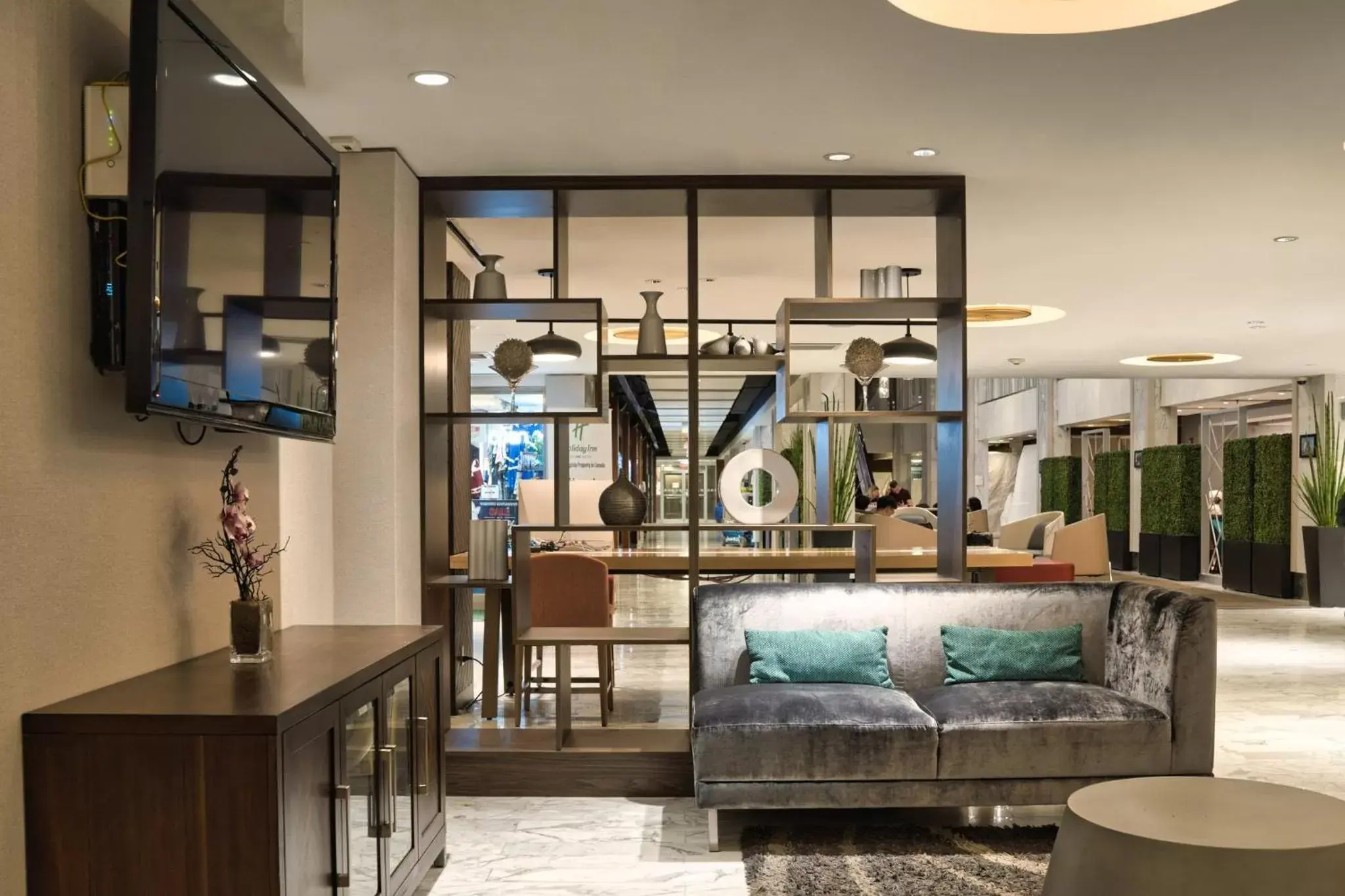 Property building in Holiday Inn Toronto Downtown Centre by IHG Property building in Holiday Inn Toronto Downtown Centre by IHG