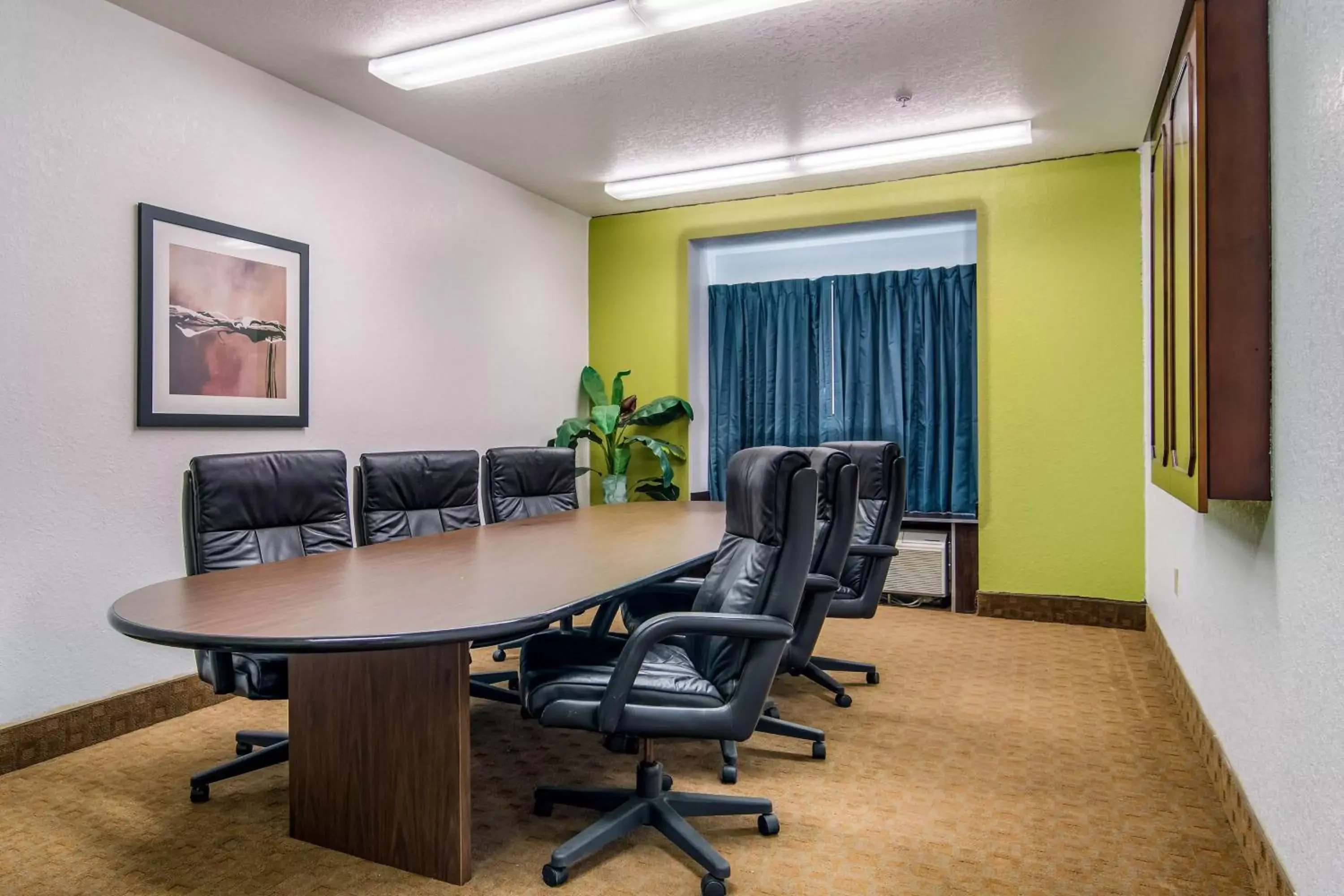 Meeting/conference room in Motel 6-Canton, GA