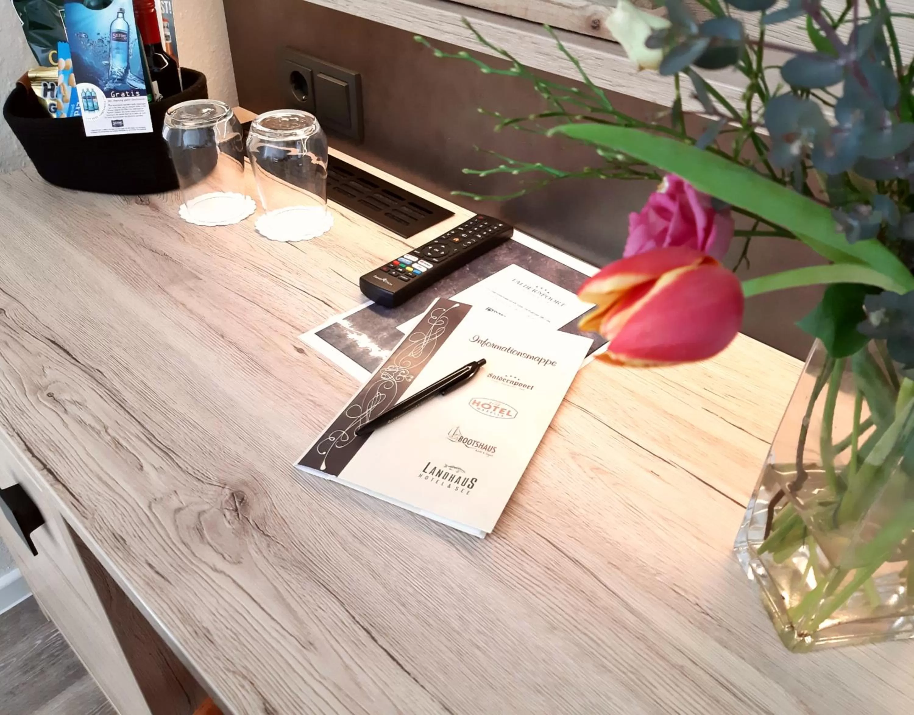 Photo of the whole room in Faldernpoort