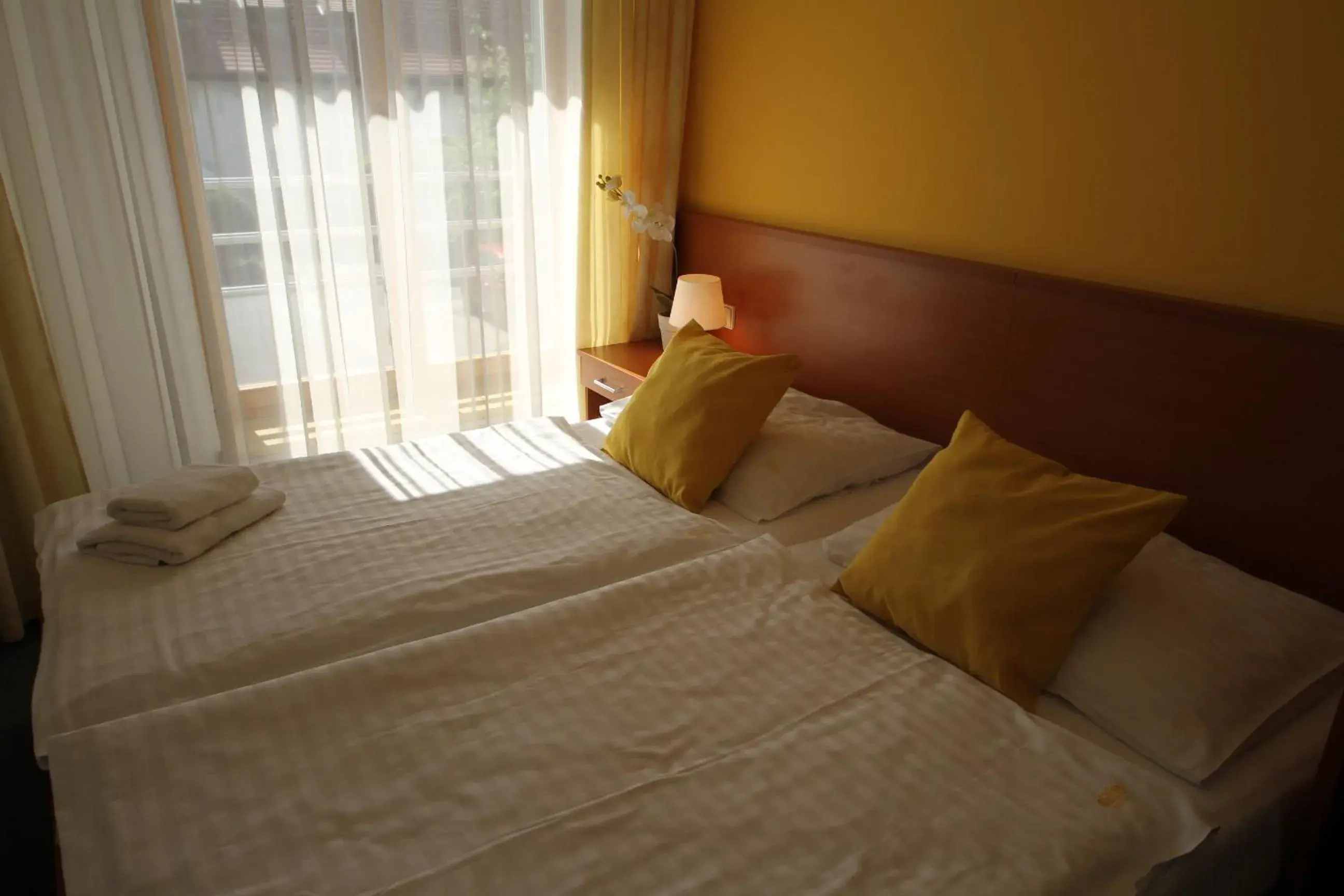 Photo of the whole room, Bed in Hotel Meritum