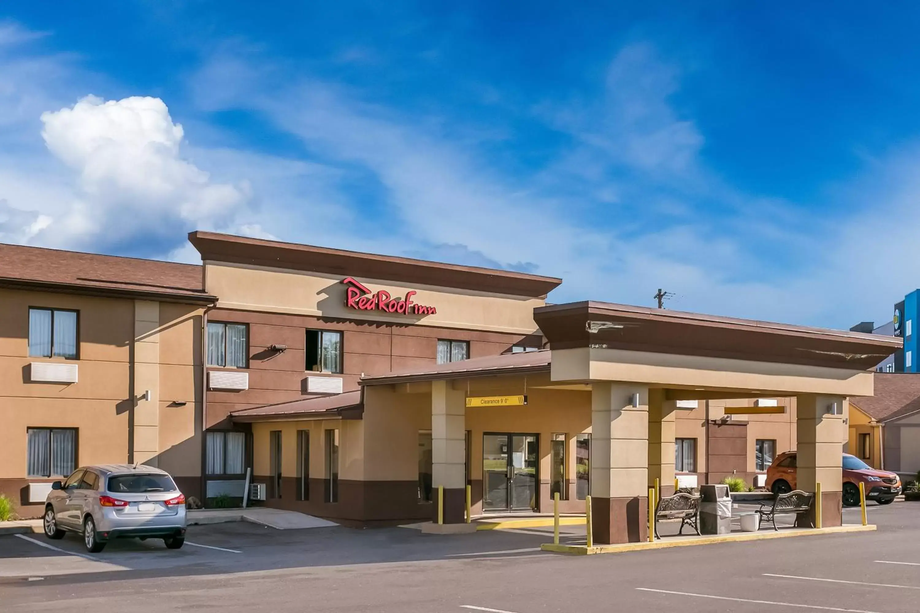 Property building in Red Roof Inn Denver Property building in Red Roof Inn Denver