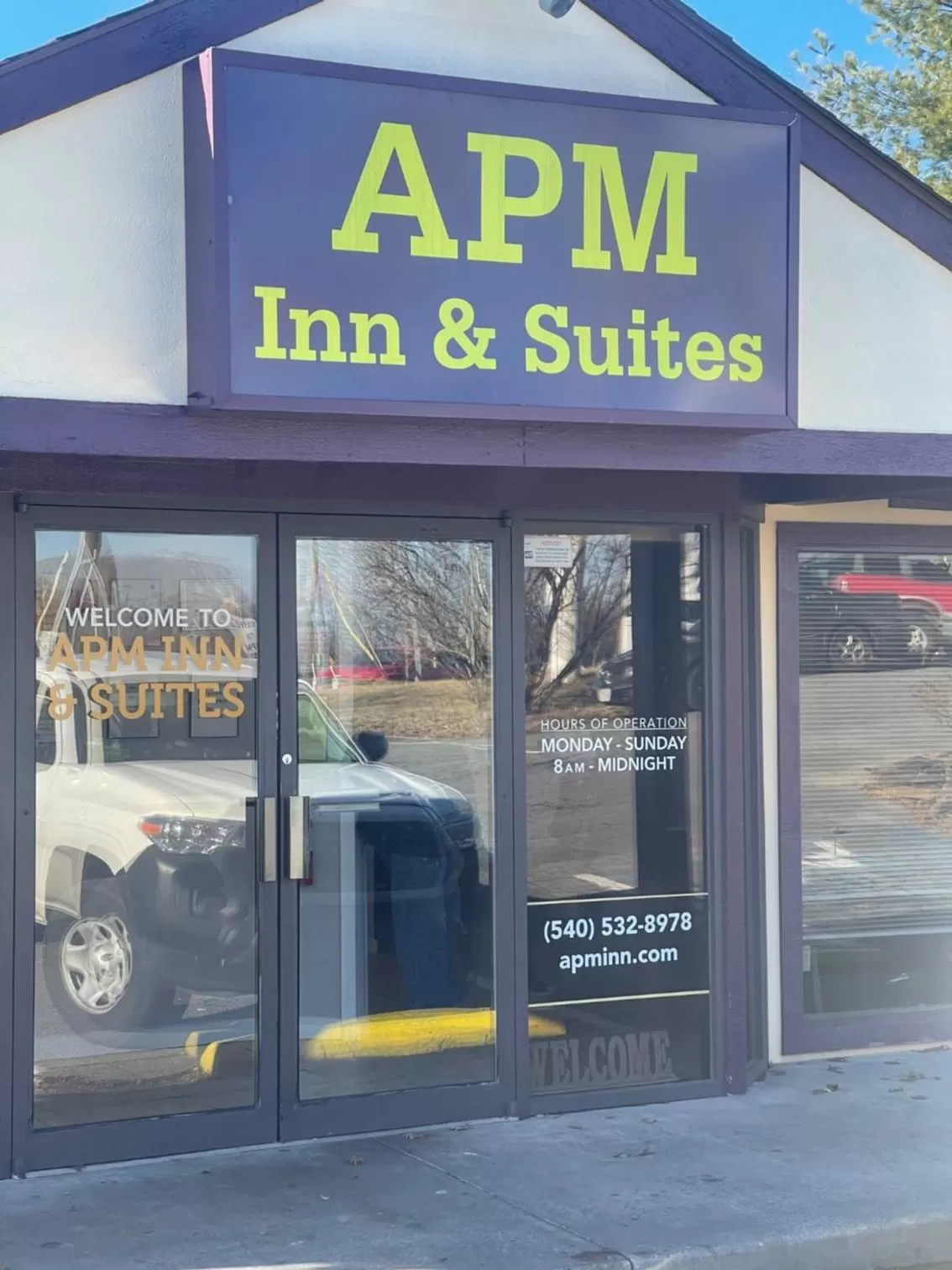 APM Inn and Suites