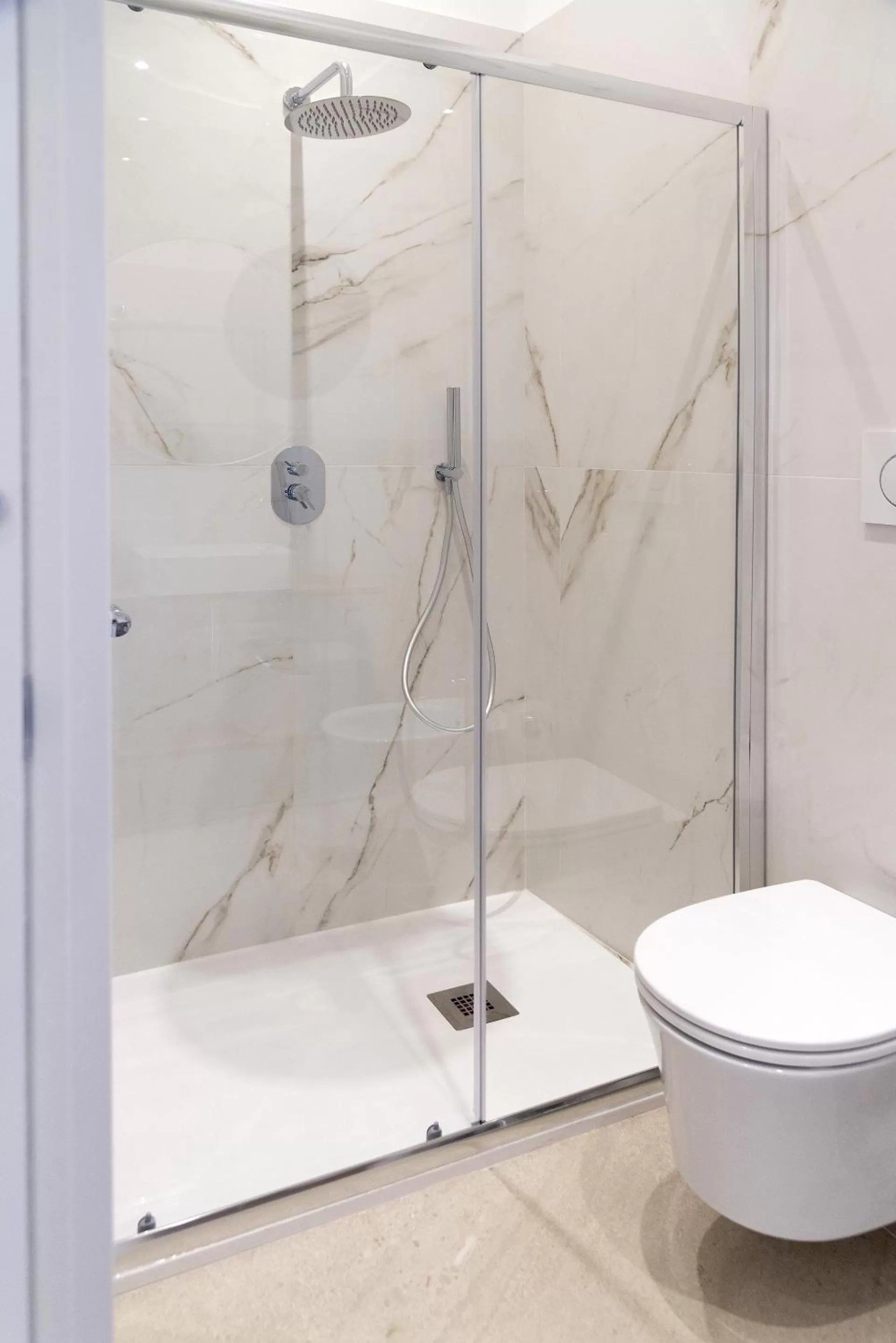 Shower, Bathroom in Civicocento Charming Rooms