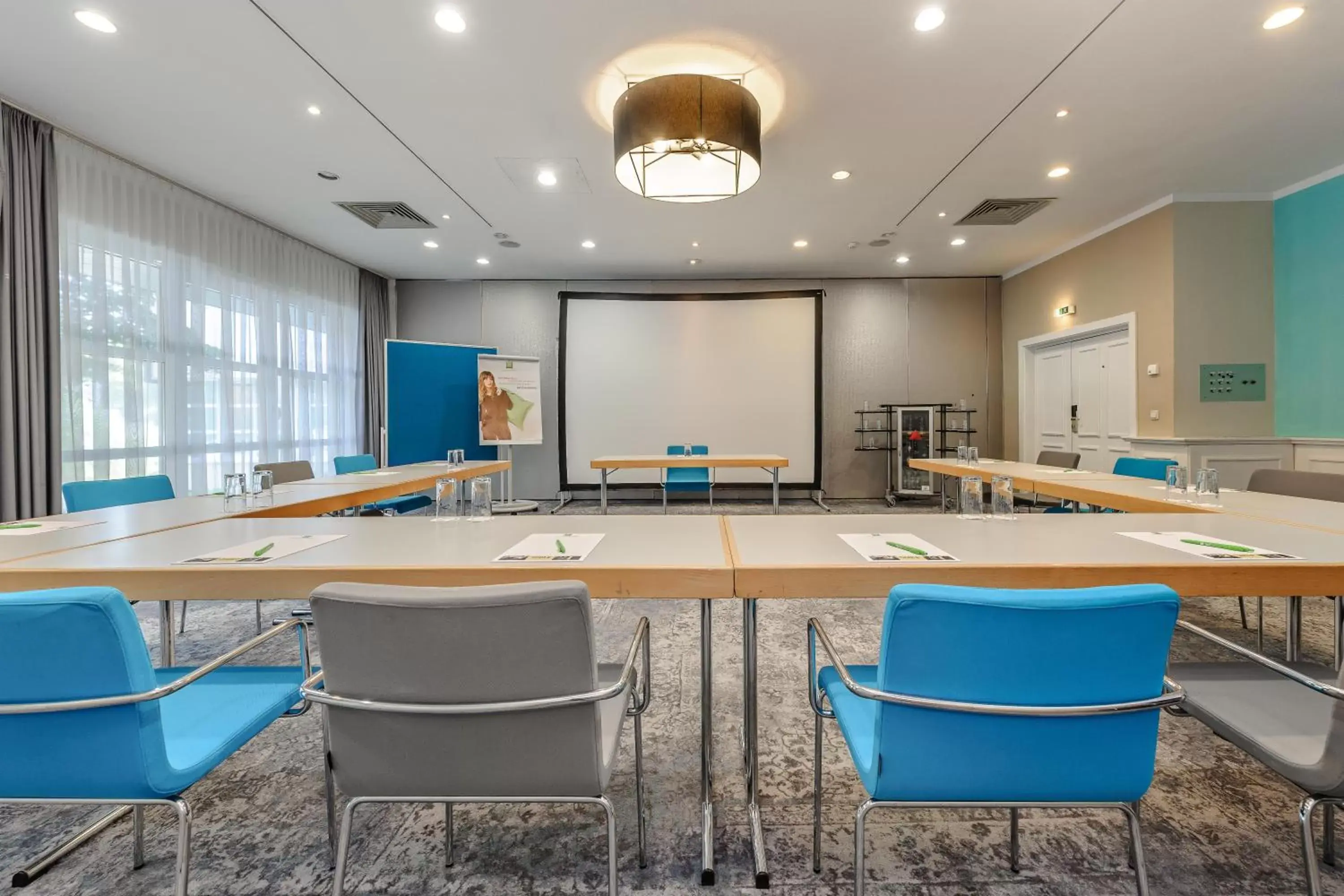 Meeting/conference room in Ibis Styles Regensburg