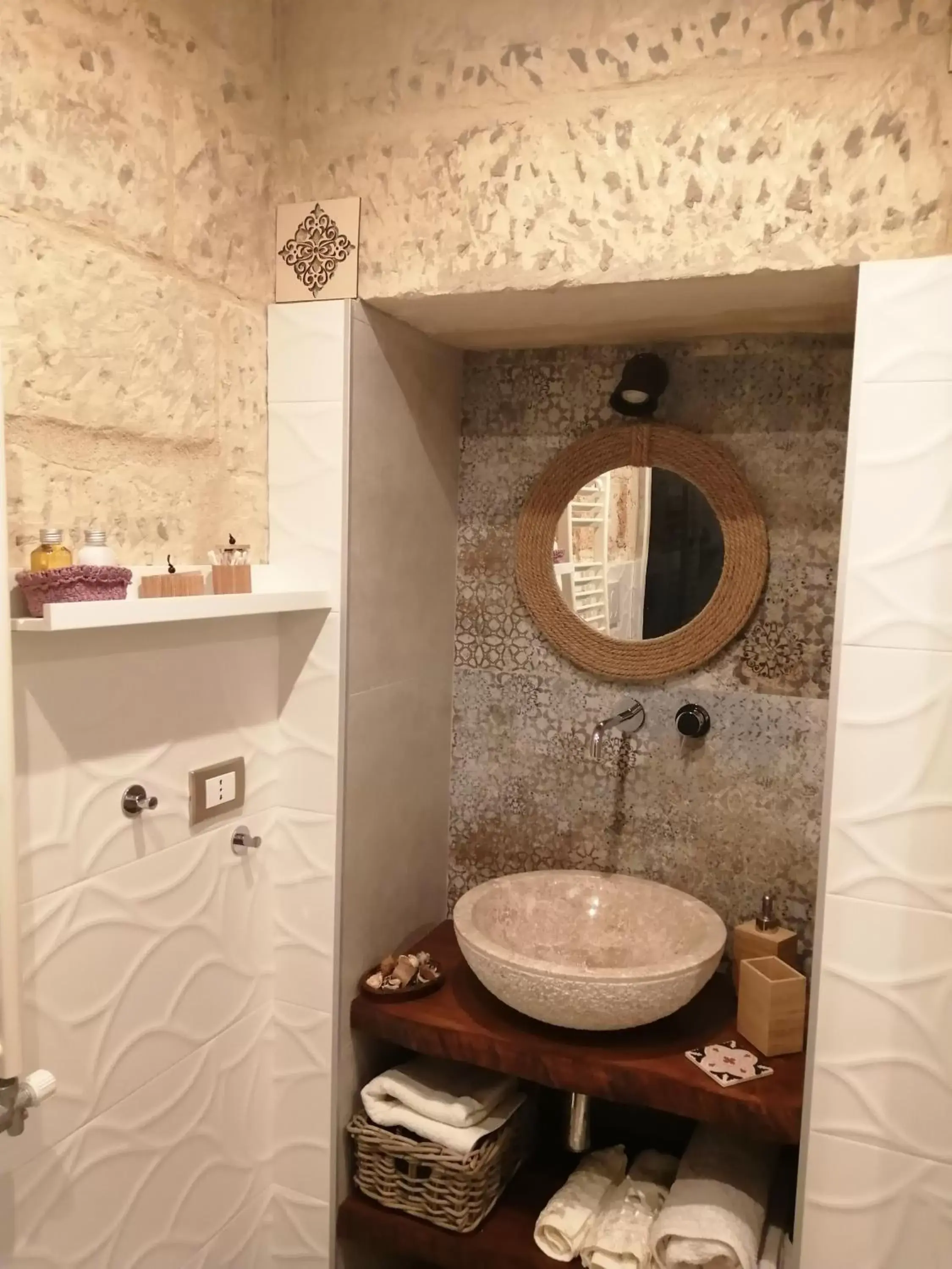 Bathroom in Palazzo Emy