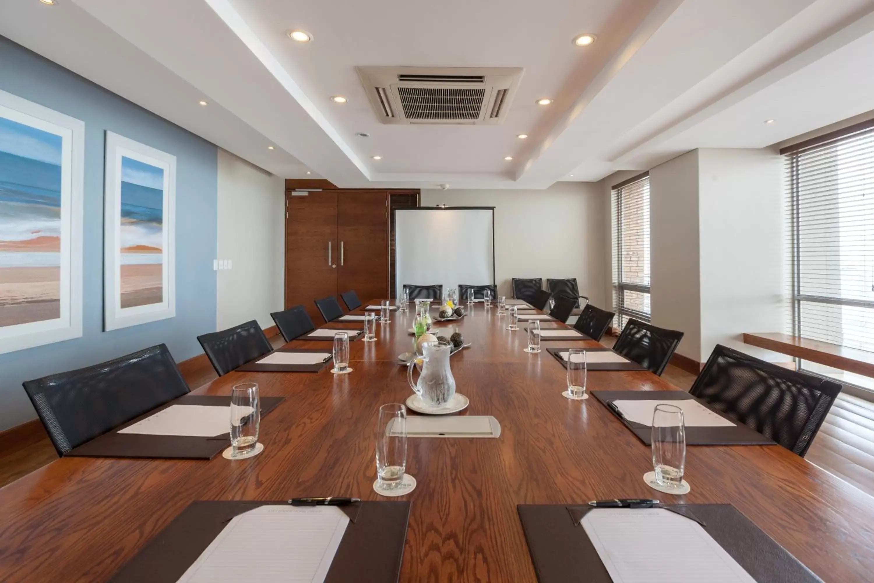 Meeting/conference room in Town Lodge Port Elizabeth