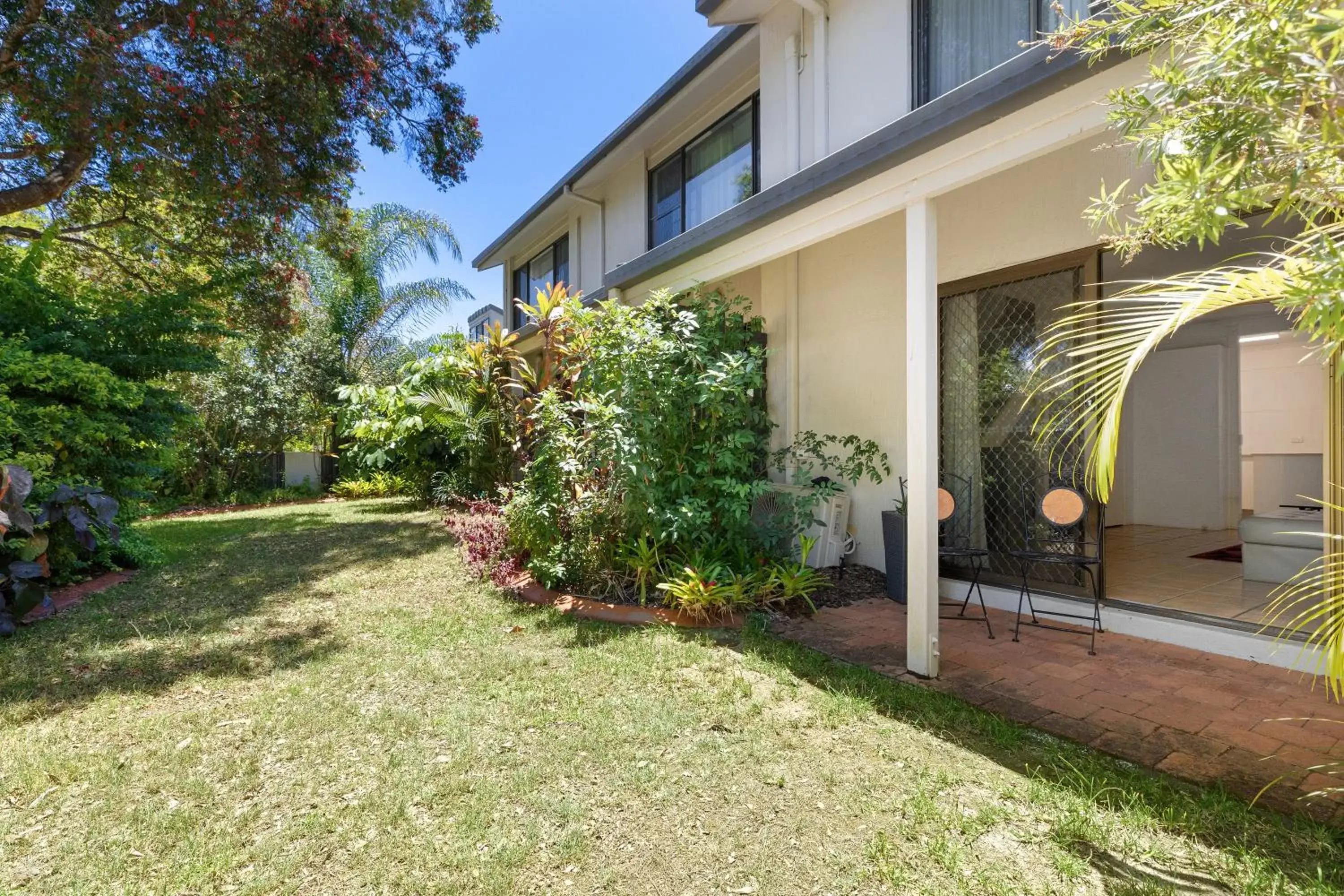 Garden, Property Building in Nautilus Noosa Holiday Resort